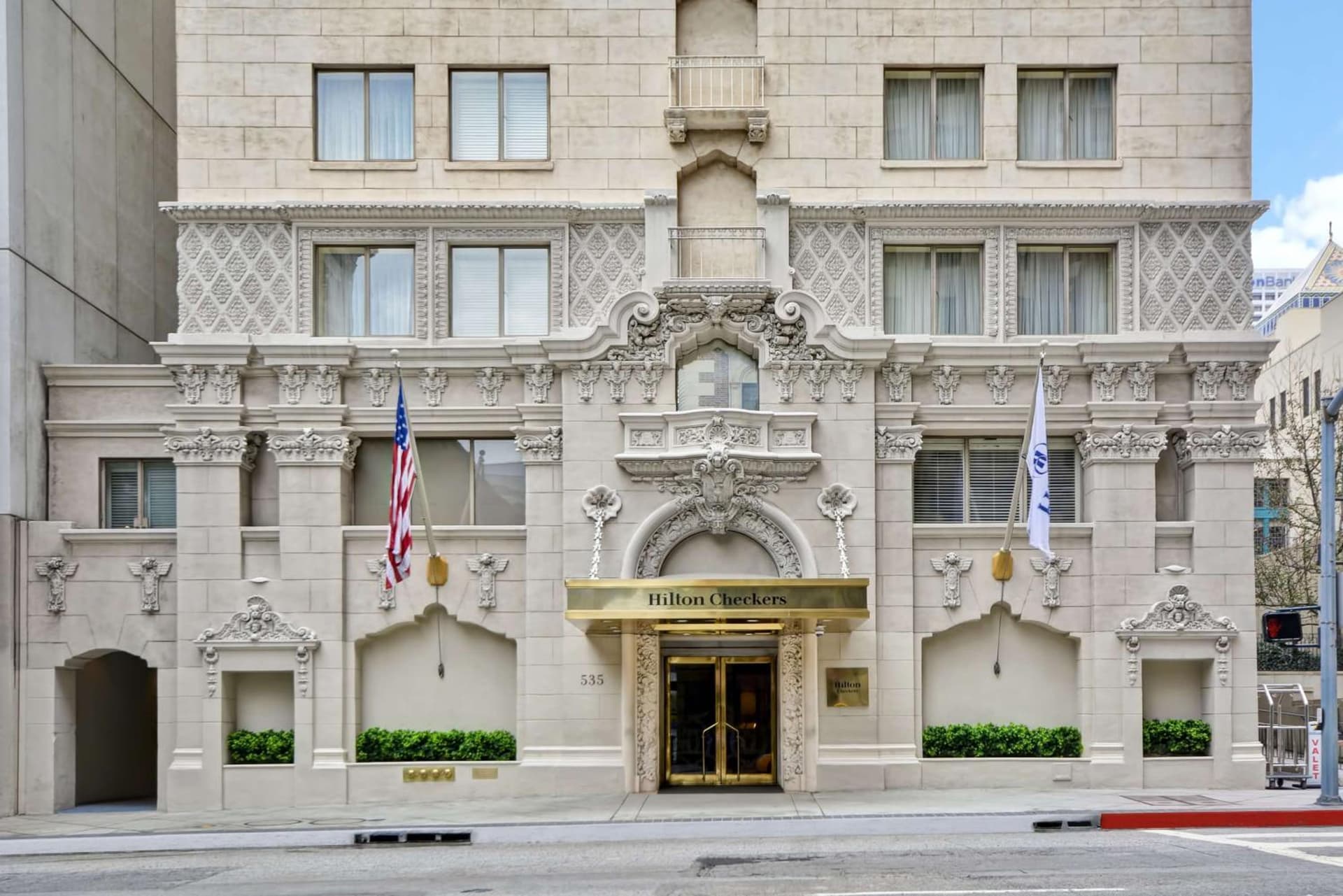 Hilton Checkers Los Angeles — hotel in Los Angeles, California