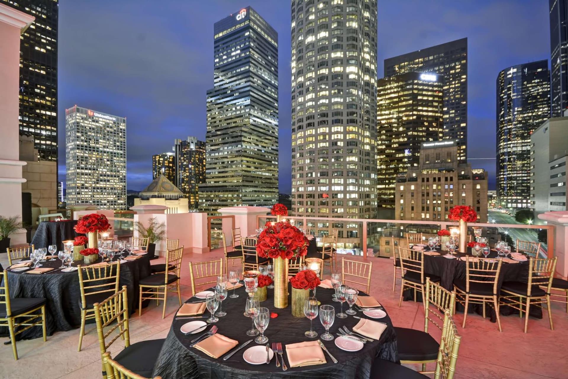Hilton Checkers Los Angeles property views in Los Angeles, CA — gallery photo 3
