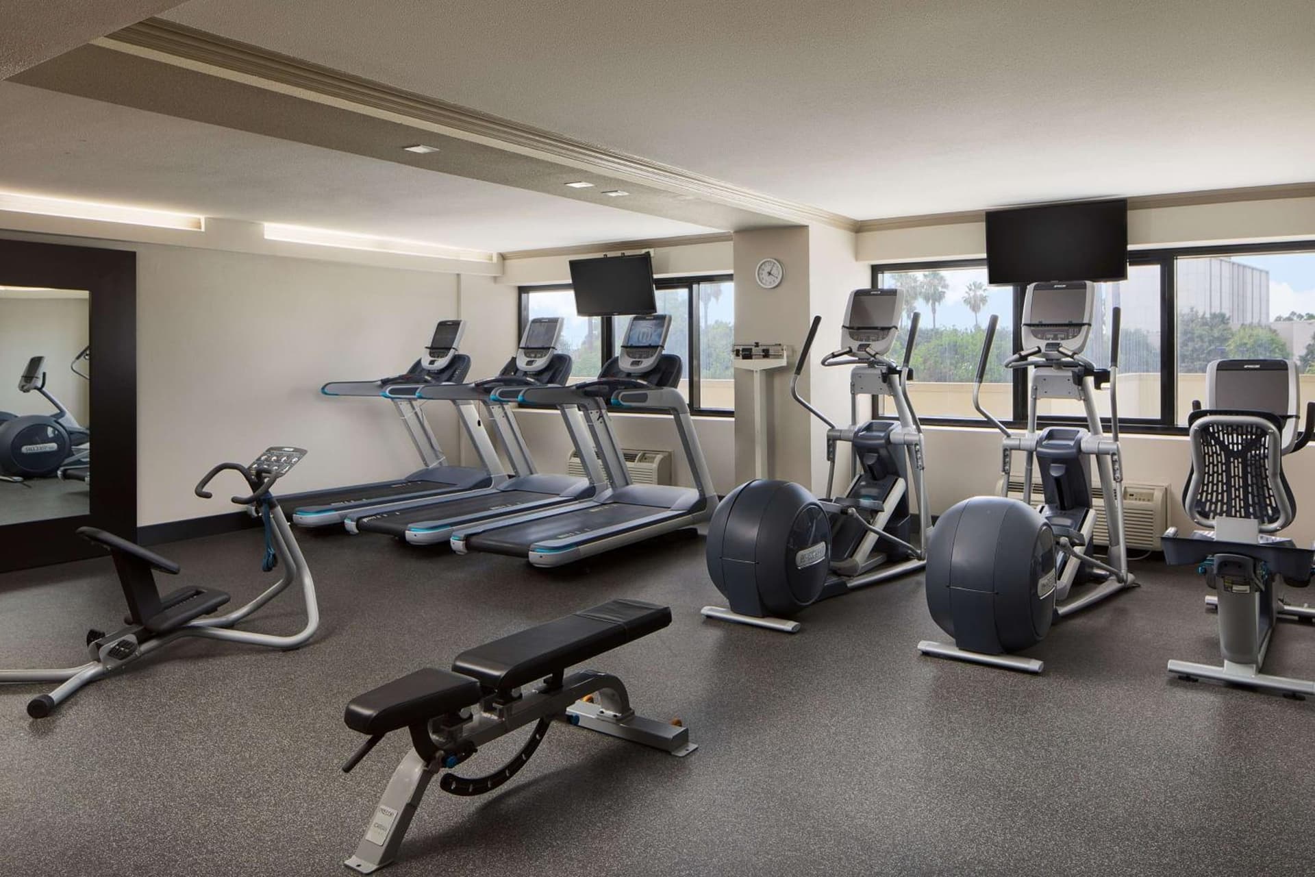 DoubleTree by Hilton Los Angeles Norwalk gallery photo in Norwalk, CA — image 38
