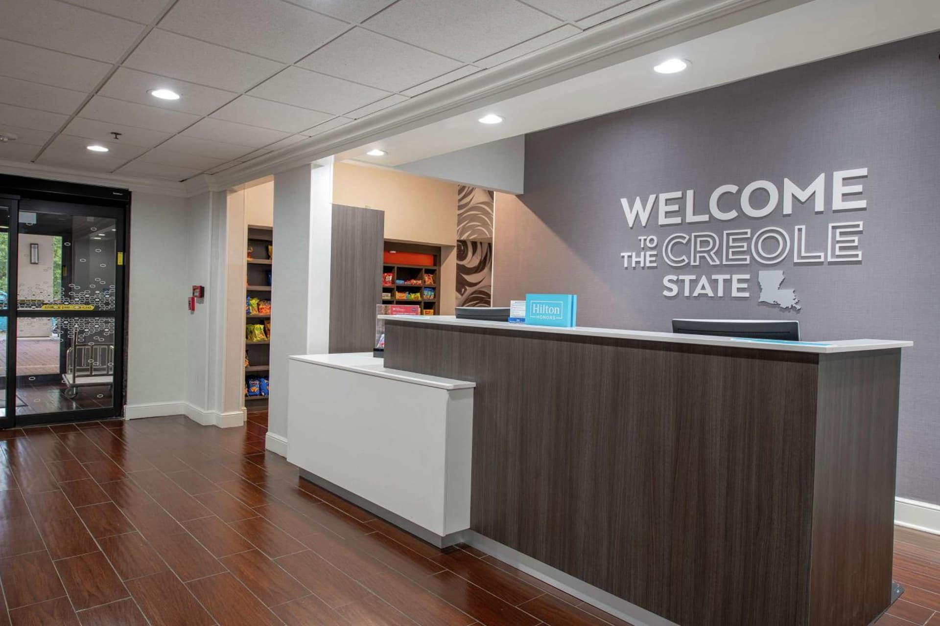 Hampton Inn and Suites Lafayette property views in Lafayette, LA — gallery photo 3