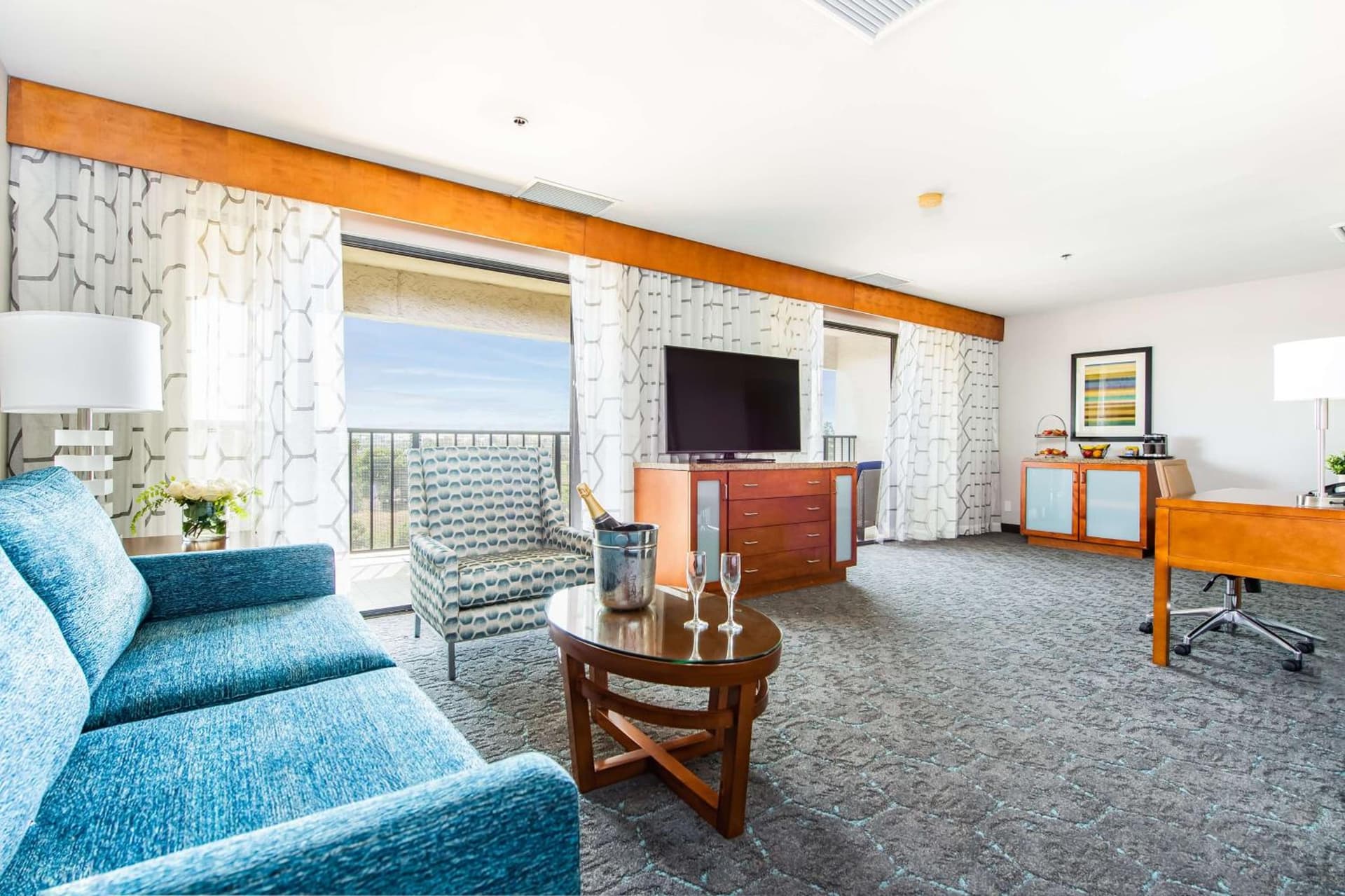 DoubleTree by Hilton Carson gallery photo in Carson, CA — image 17