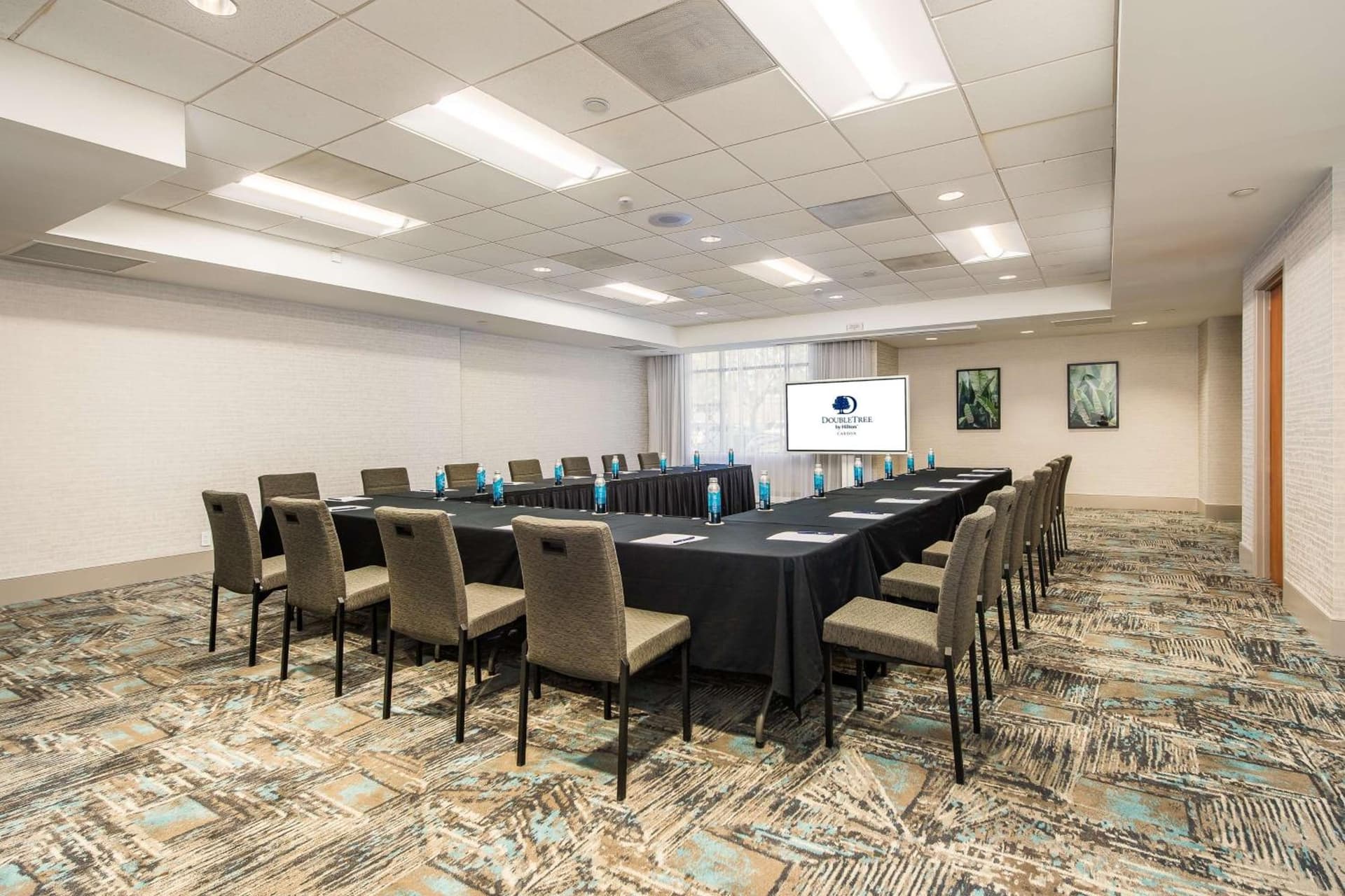 DoubleTree by Hilton Carson gallery photo in Carson, CA — image 7