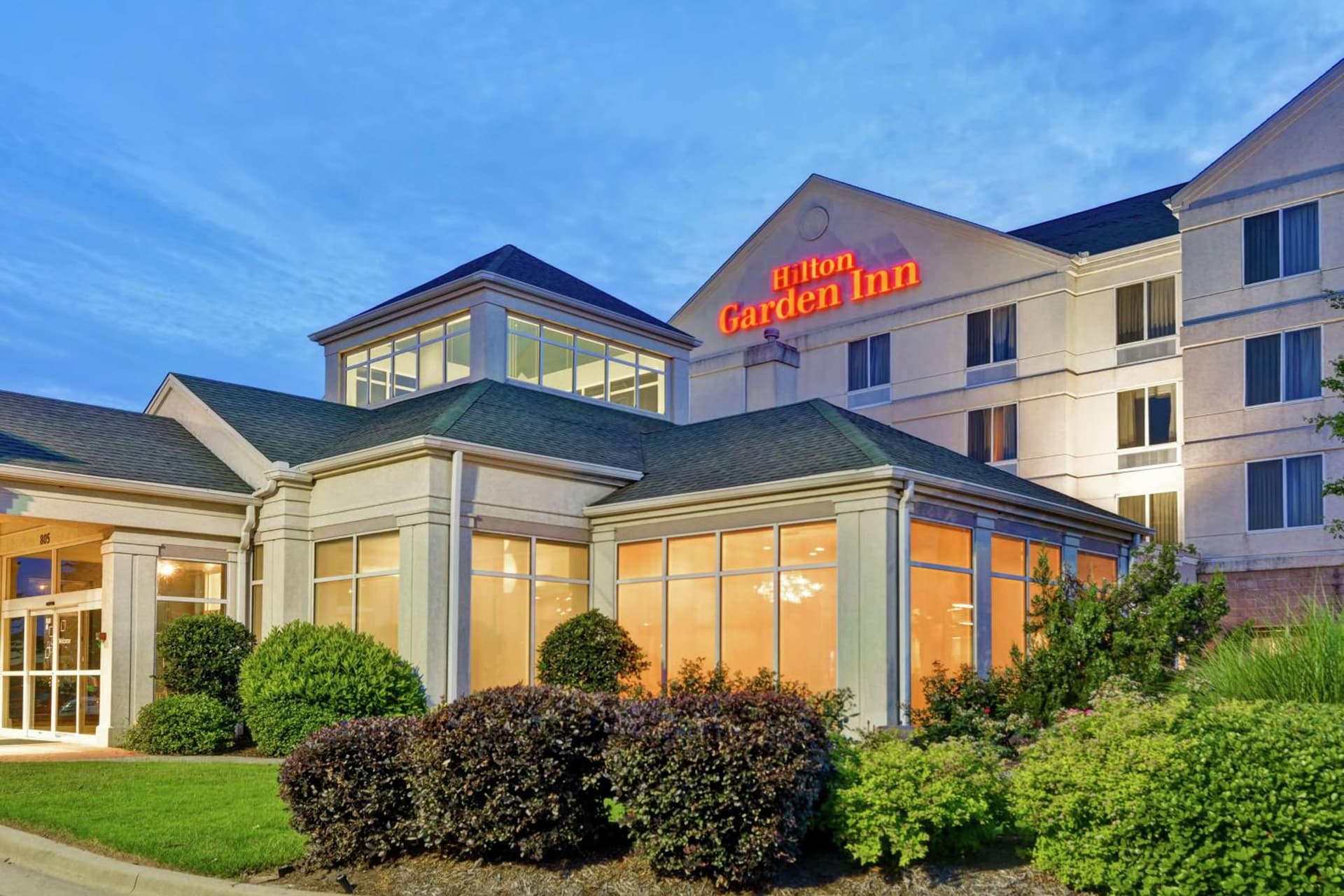 Hilton Garden Inn Conway interior in Conway, AR — gallery photo 2