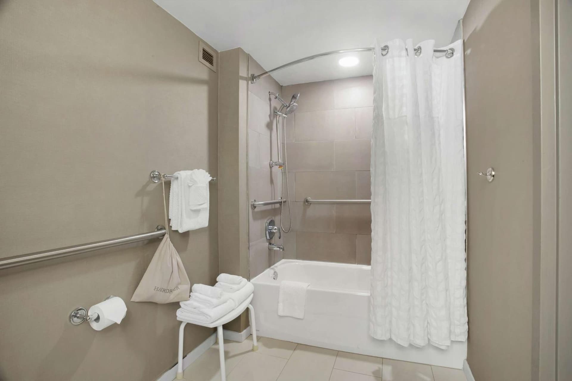 DoubleTree by Hilton Little Rock gallery photo in Little Rock, AR — image 49