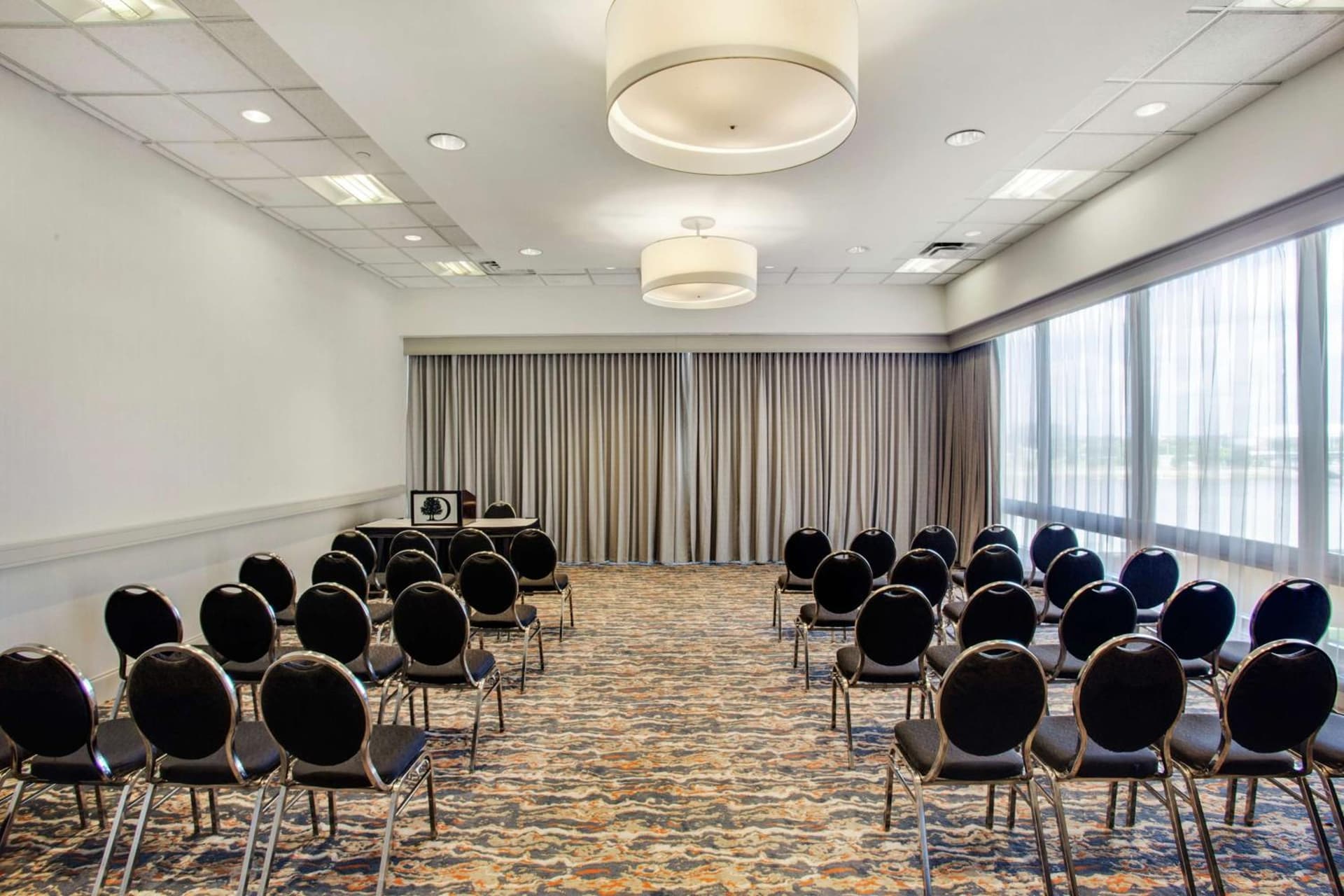 DoubleTree by Hilton Little Rock gallery photo in Little Rock, AR — image 15