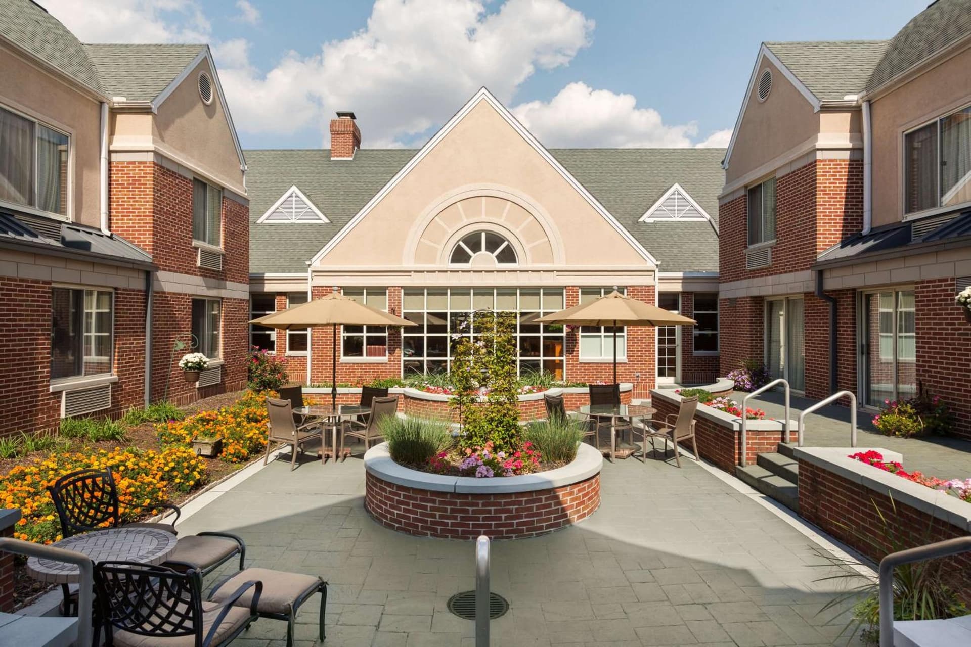 Hilton Garden Inn Lancaster interior in Lancaster, PA — gallery photo 2