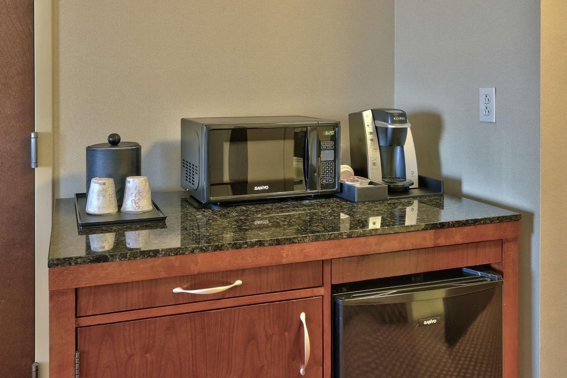 Hilton Garden Inn Las Cruces gallery photo in Las Cruces, NM — image 7