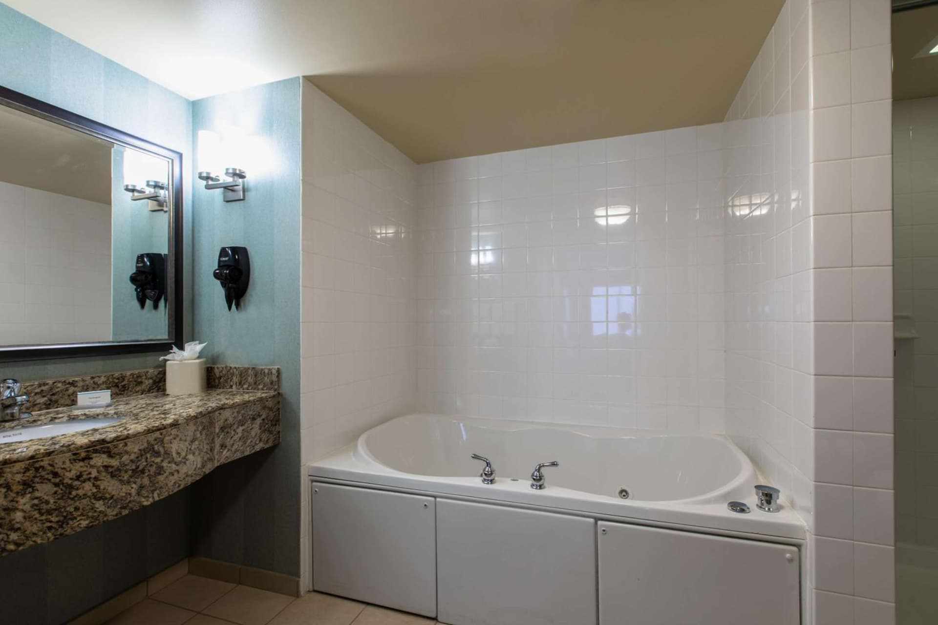 Hilton Garden Inn Lynchburg gallery photo in Lynchburg, VA — image 21