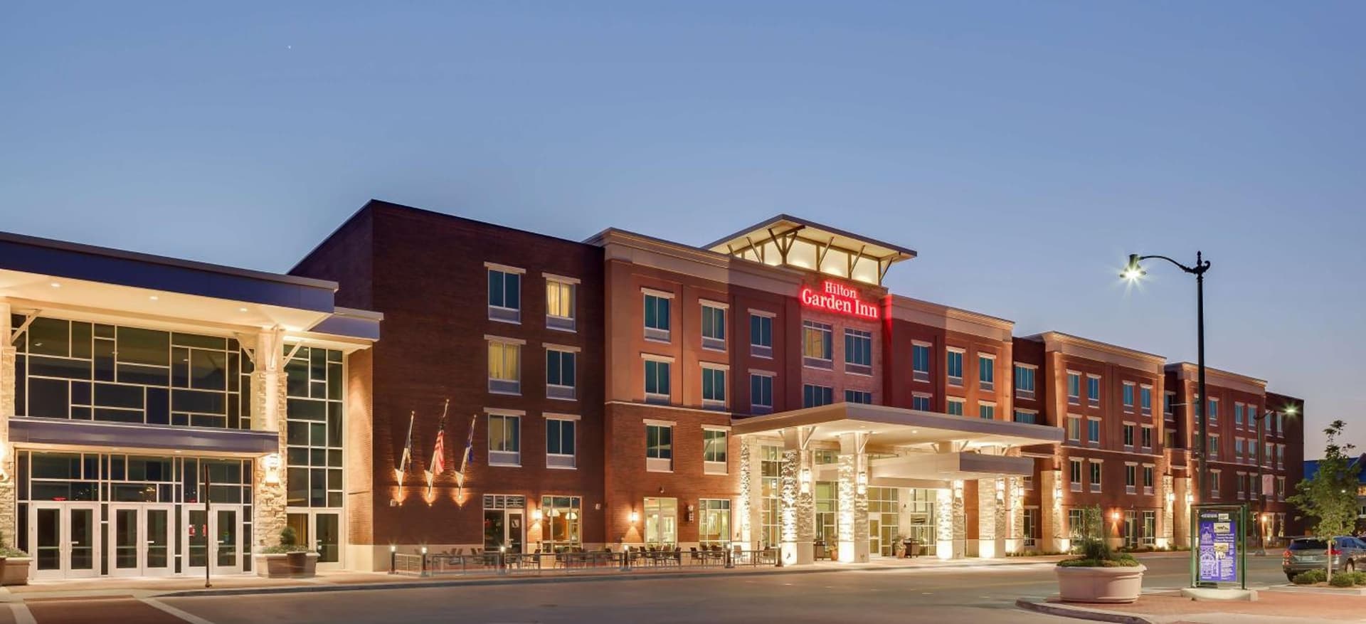 Hilton Garden Inn Manhattan Kansas interior in Manhattan, KS — gallery photo 2