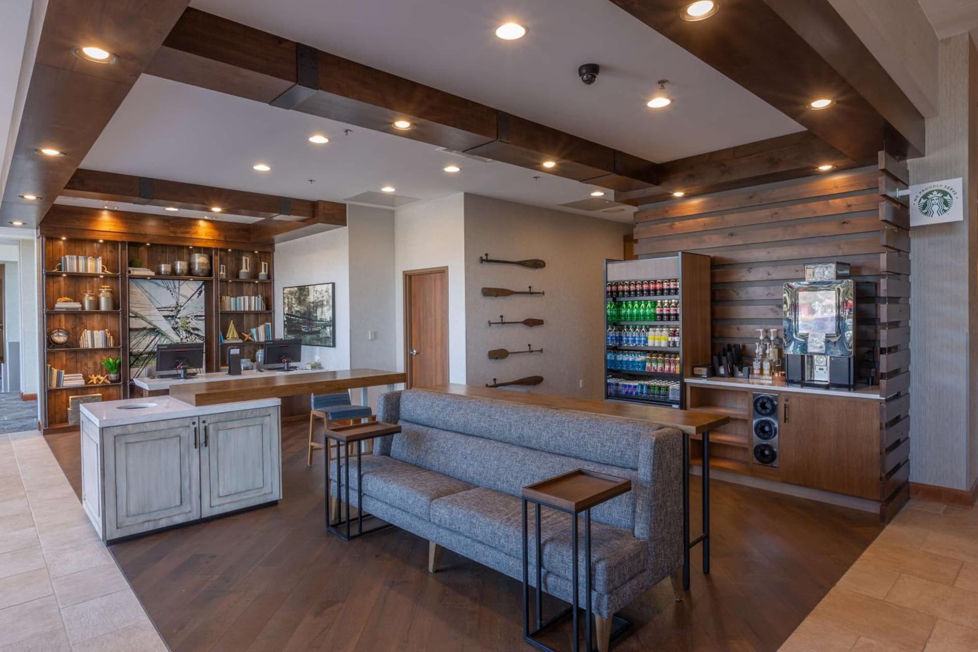 DoubleTree by Hilton Bay City - Riverfront gallery photo in Bay City, MI — image 22