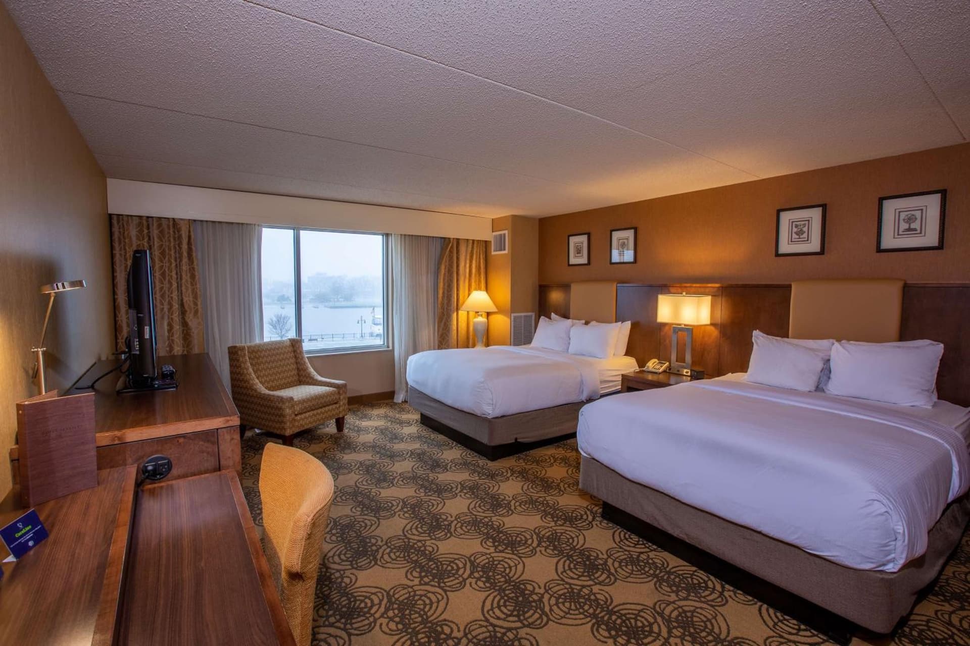 DoubleTree by Hilton Bay City - Riverfront gallery photo in Bay City, MI — image 52