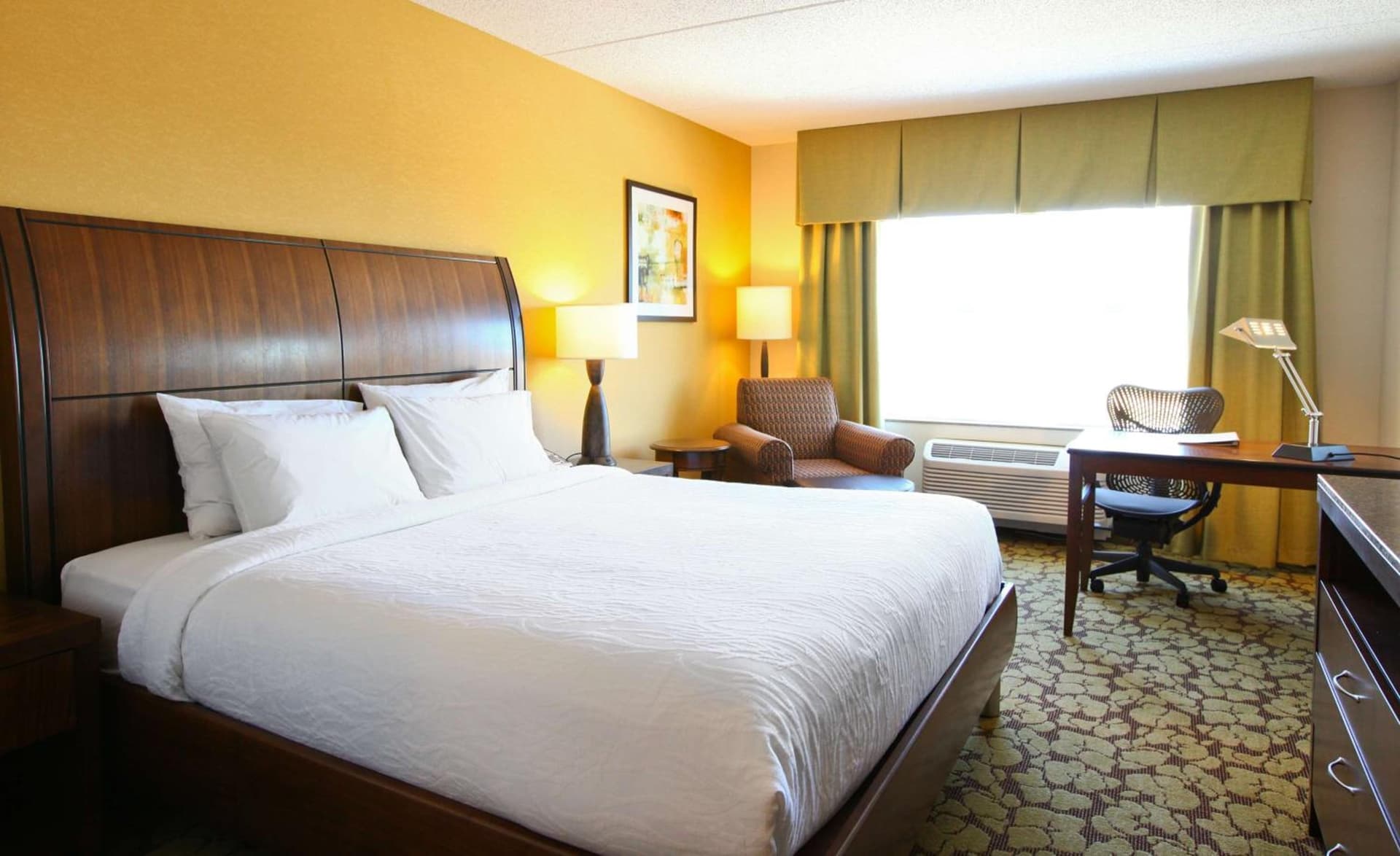 Hilton Garden Inn Olathe interior in Olathe, KS — gallery photo 2