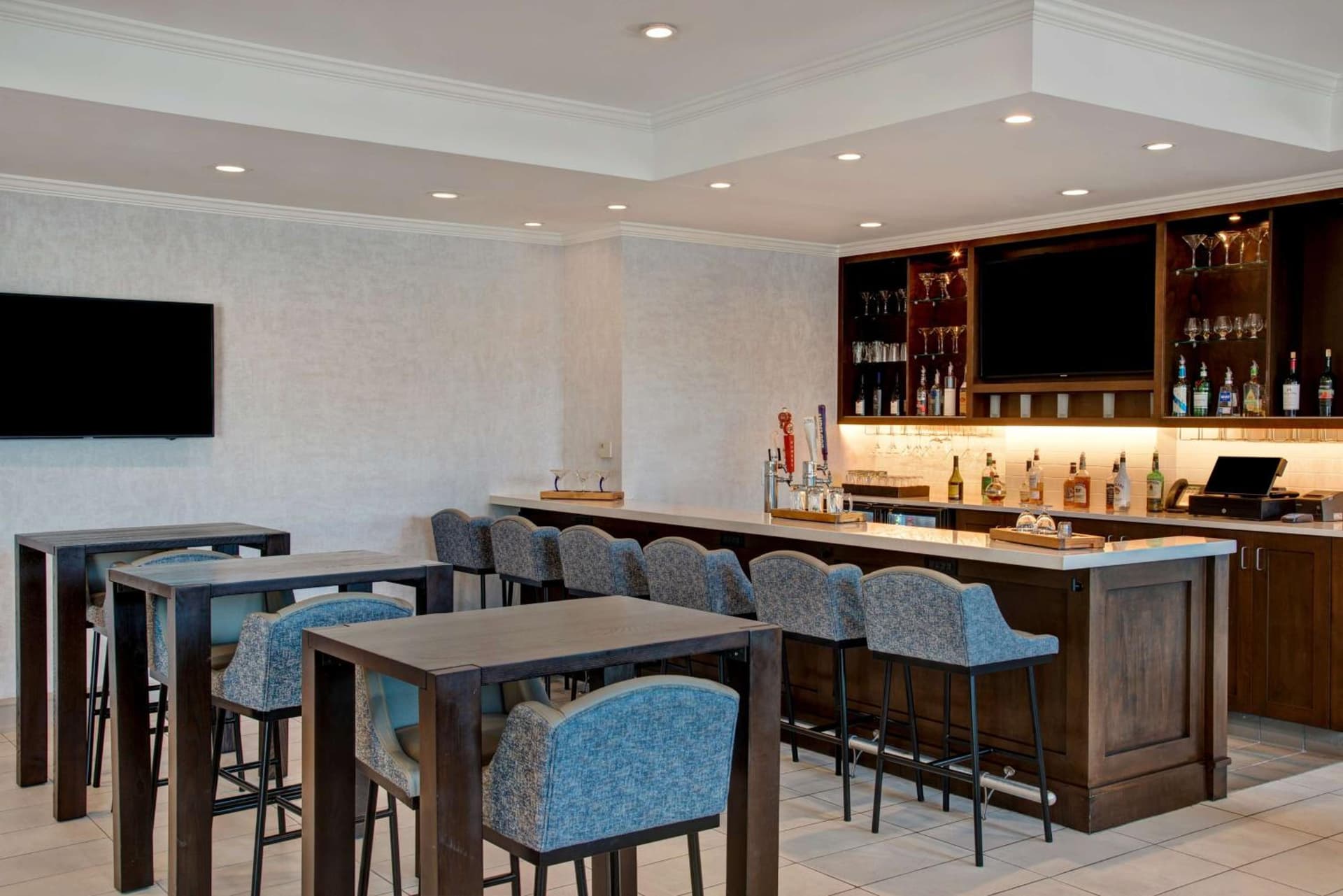 Hilton Garden Inn Kansas City/Kansas property views in Kansas City, MO — gallery photo 3