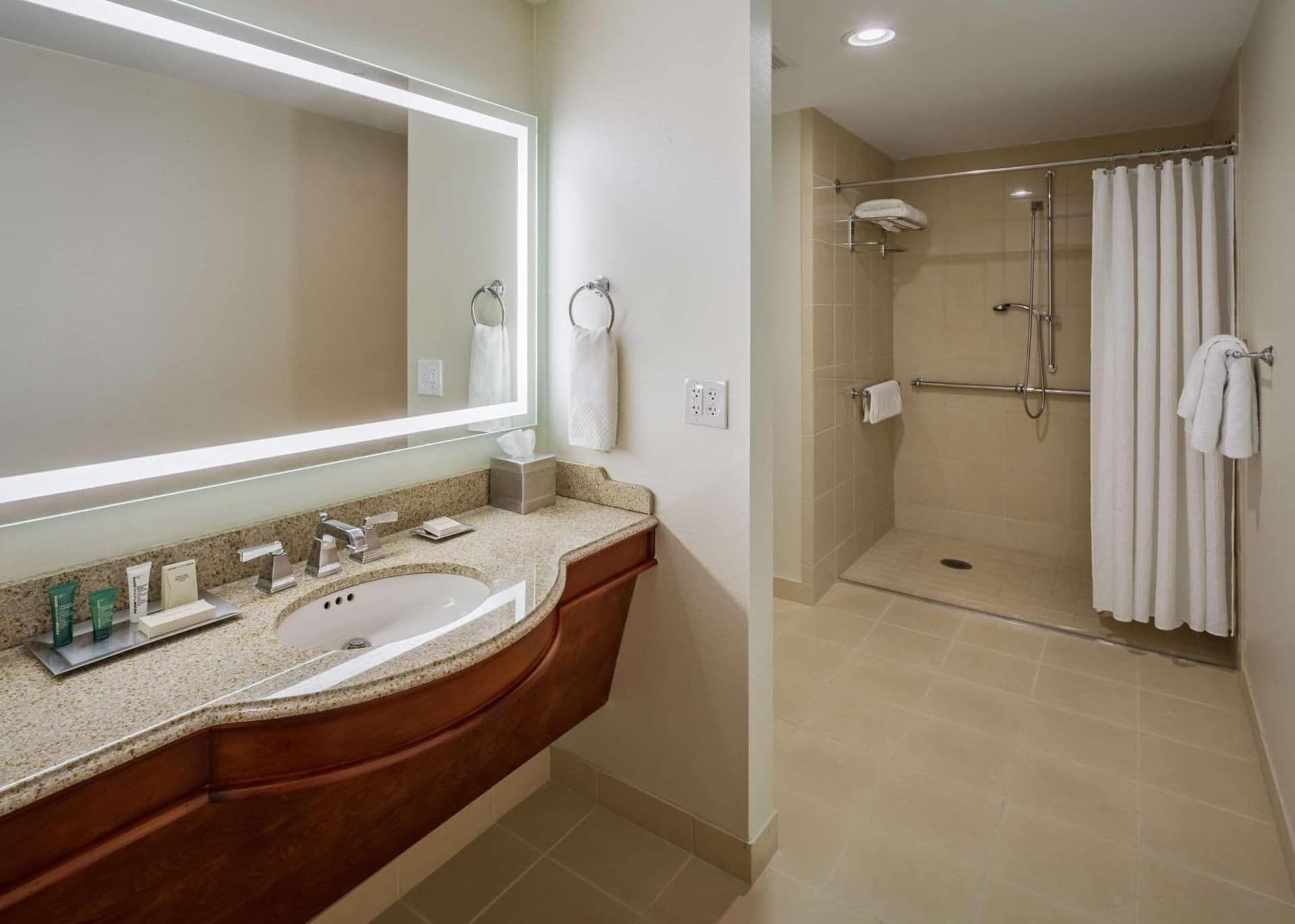 Hilton President Kansas City gallery photo in Kansas City, MO — image 19
