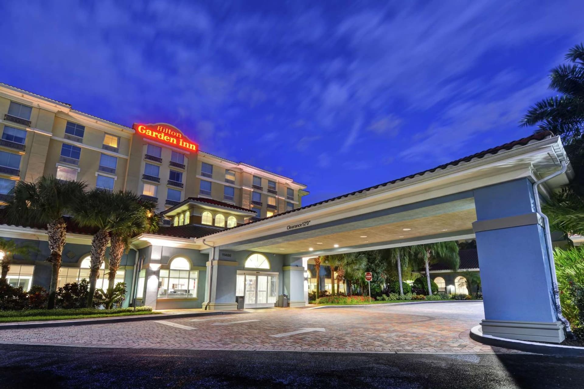 Hilton Garden Inn Orlando Lake Buena Vista property views in Orlando, FL — gallery photo 3