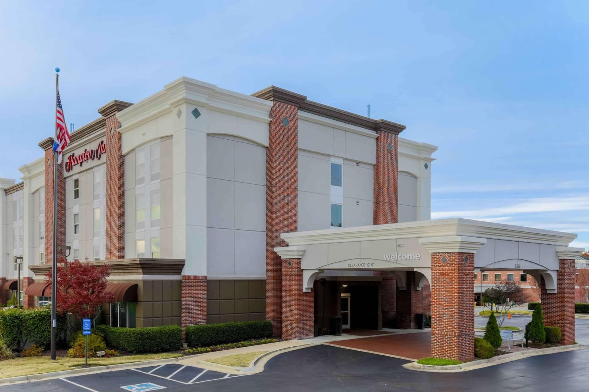 Hampton Inn Memphis-Southwind interior in Memphis, TN — gallery photo 2