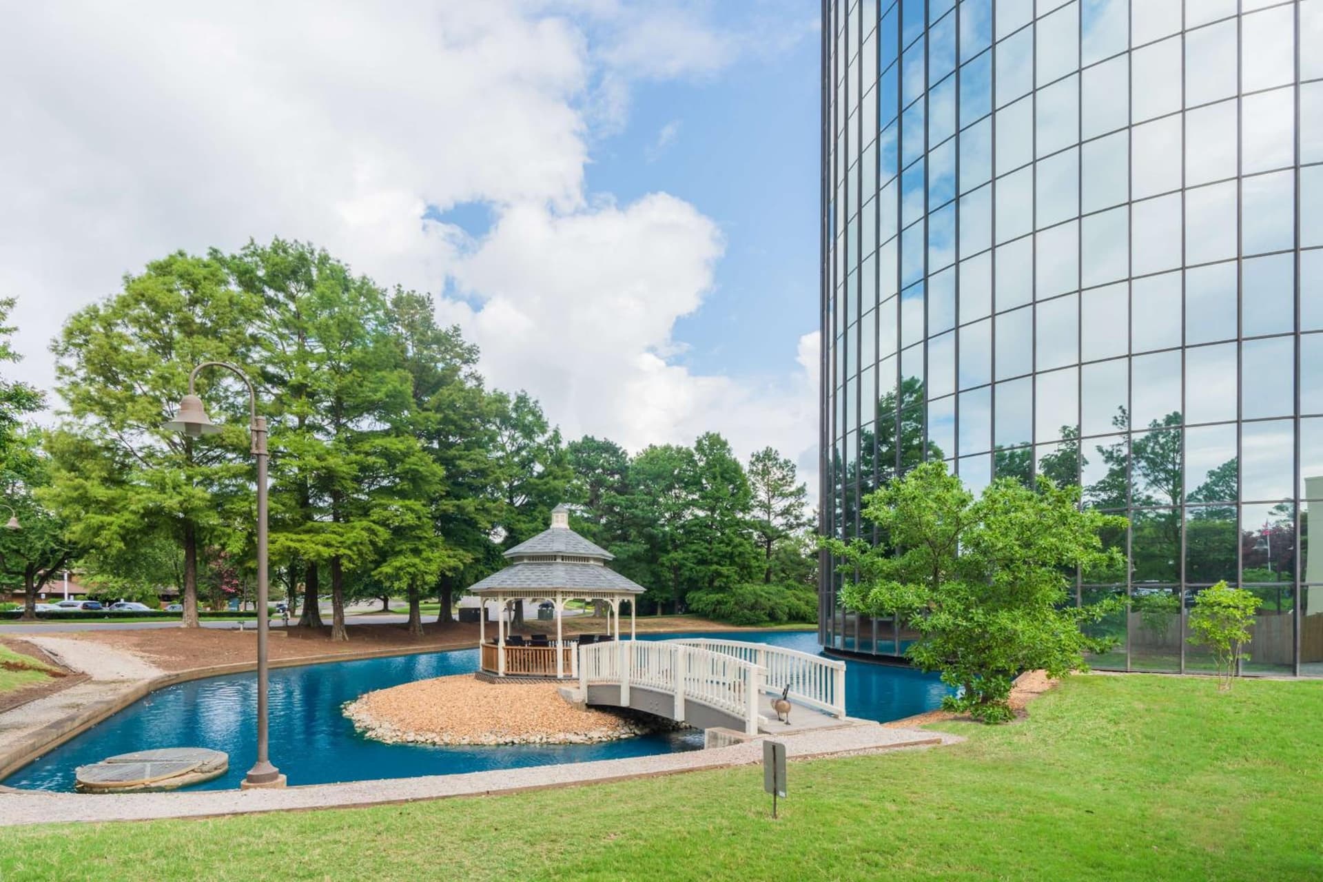 Hilton Memphis interior in Memphis, TN — gallery photo 2