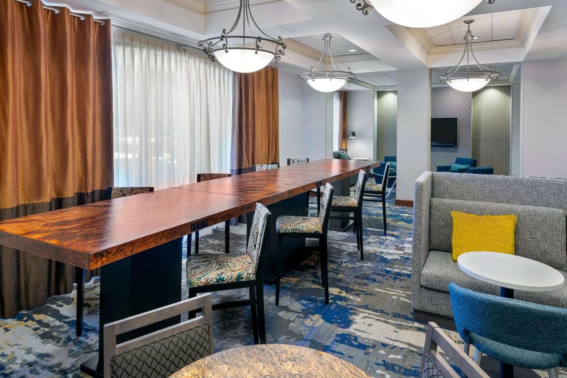 Hampton Inn & Suites Country Club Plaza gallery photo in Kansas City, MO — image 21