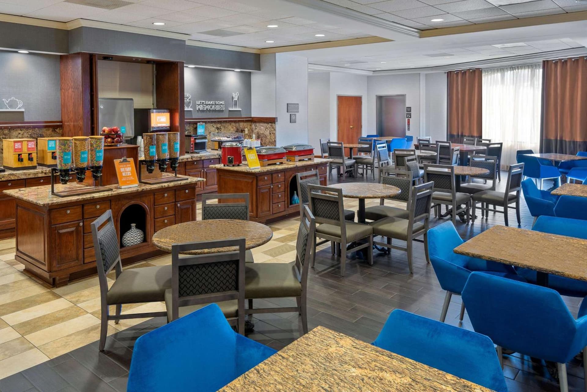 Hampton Inn & Suites Country Club Plaza gallery photo in Kansas City, MO — image 33