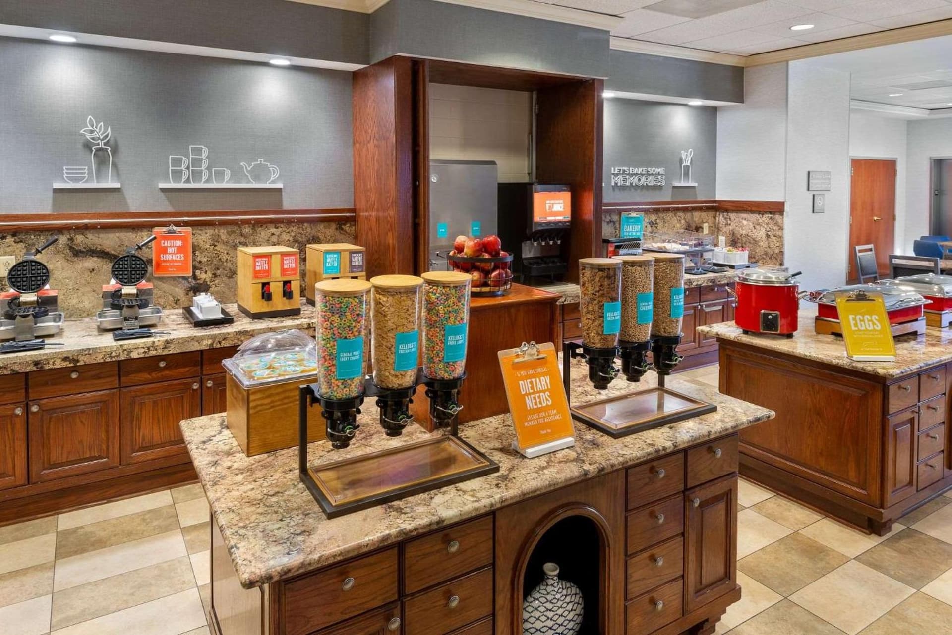 Hampton Inn & Suites Country Club Plaza gallery photo in Kansas City, MO — image 10