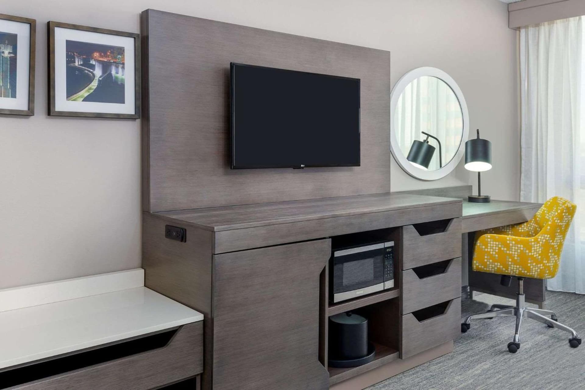 Hampton Inn & Suites Country Club Plaza gallery photo in Kansas City, MO — image 42