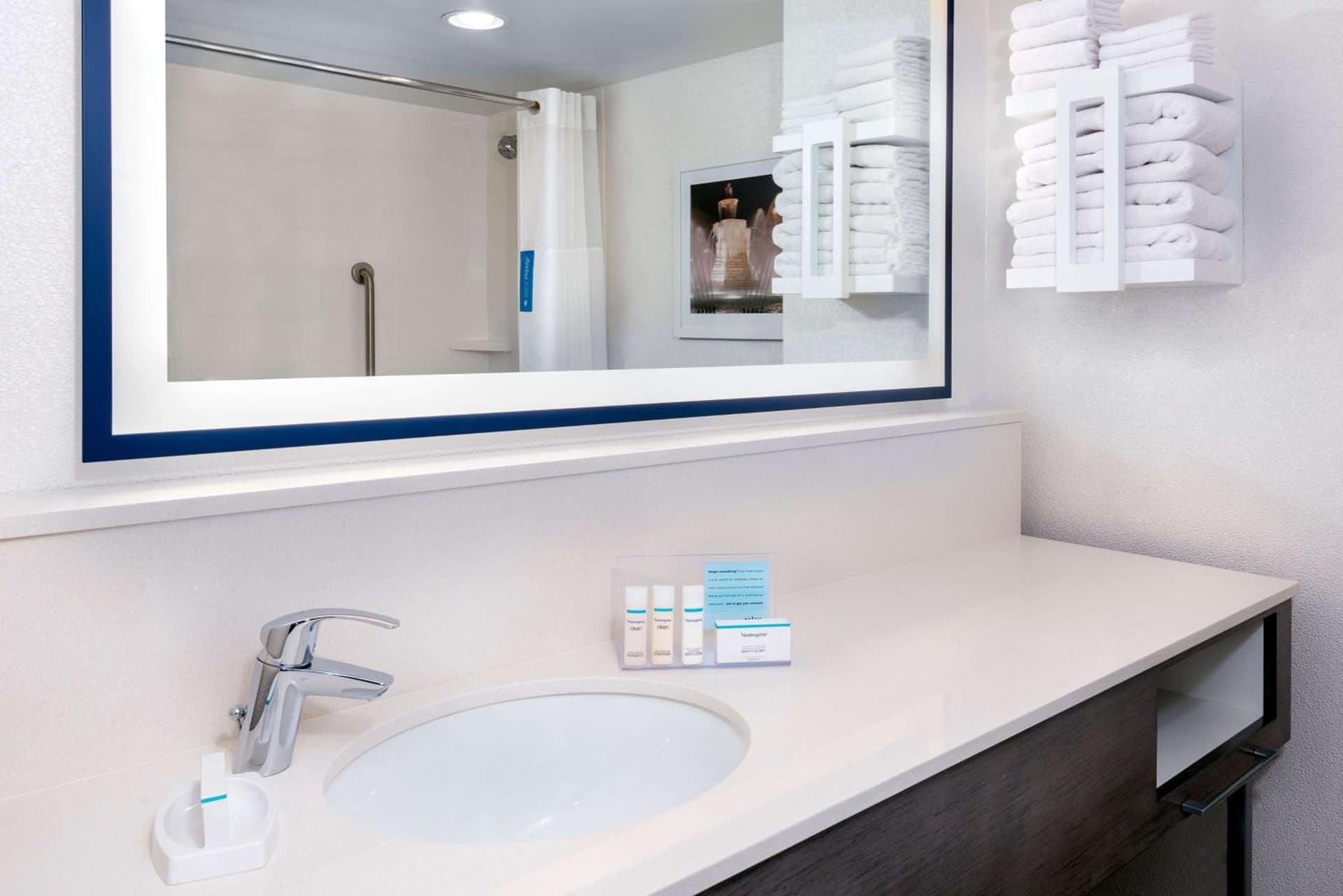 Hampton Inn & Suites Country Club Plaza gallery photo in Kansas City, MO — image 20
