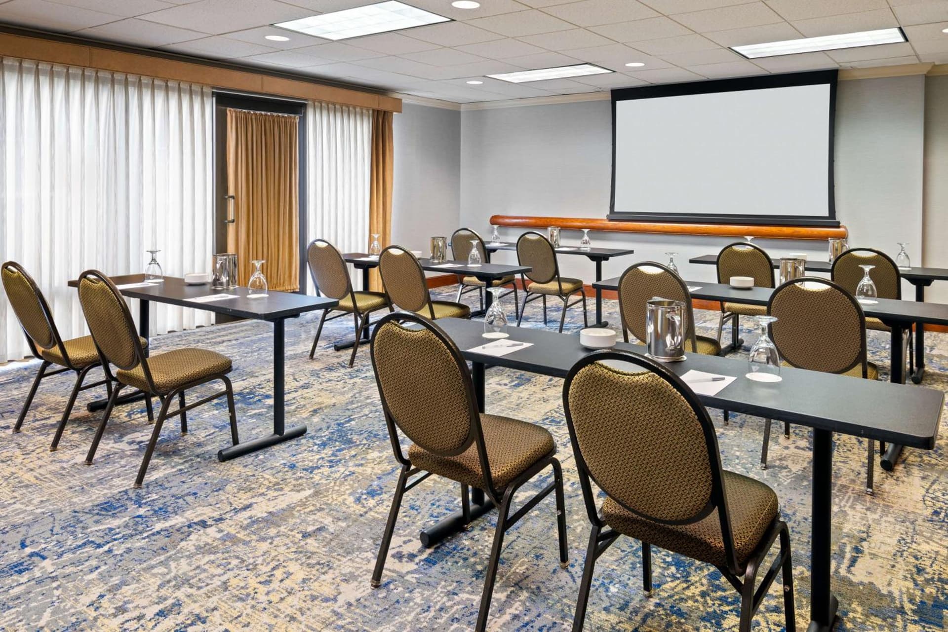 Hampton Inn & Suites Country Club Plaza gallery photo in Kansas City, MO — image 18