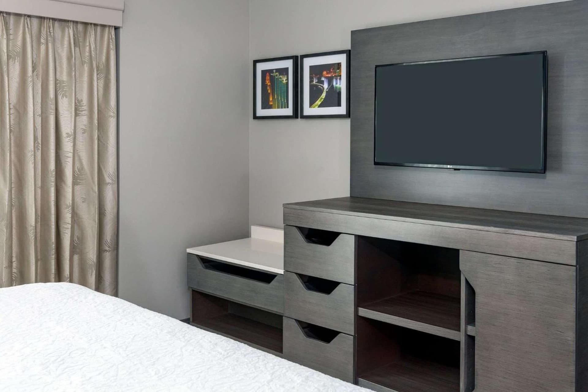 Hampton Inn & Suites Country Club Plaza gallery photo in Kansas City, MO — image 49