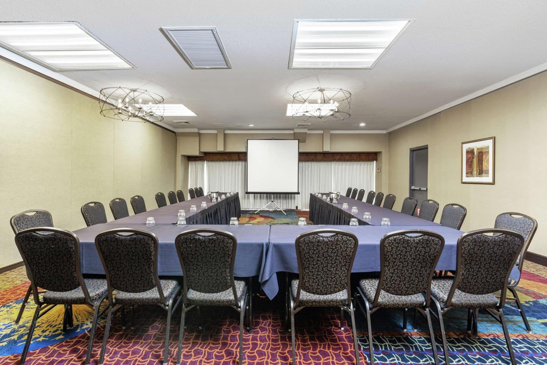 Embassy Suites by Hilton Kansas City Plaza gallery photo in Kansas City, MO — image 20