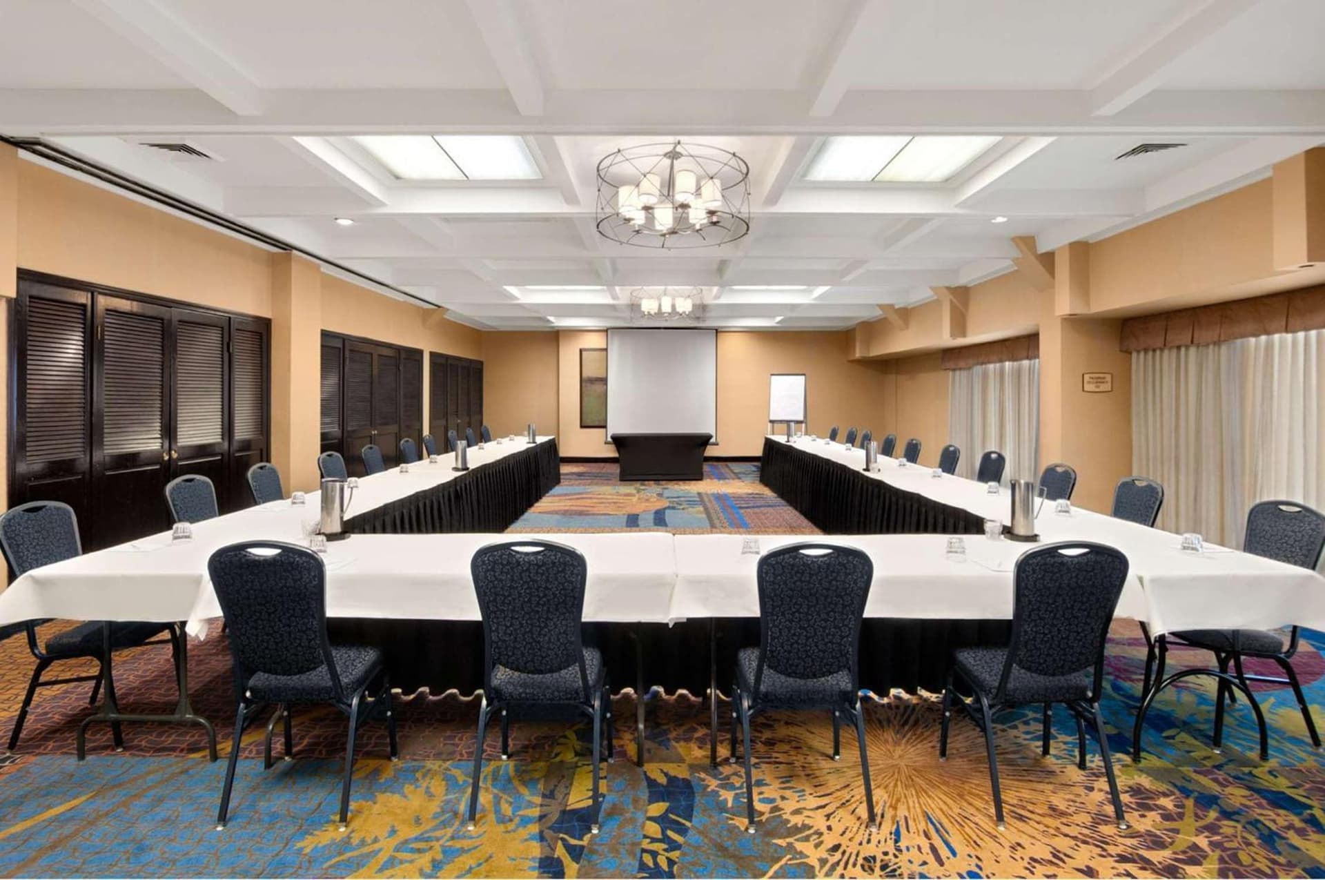 Embassy Suites by Hilton Kansas City Plaza gallery photo in Kansas City, MO — image 25