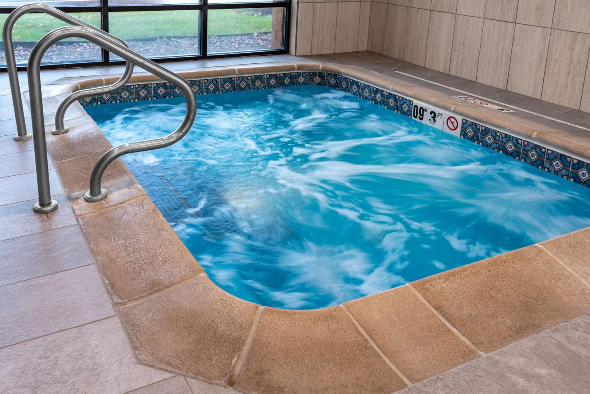 Hampton Inn Kansas City-Lee's Summit gallery photo in Lees Summit, MO — image 17