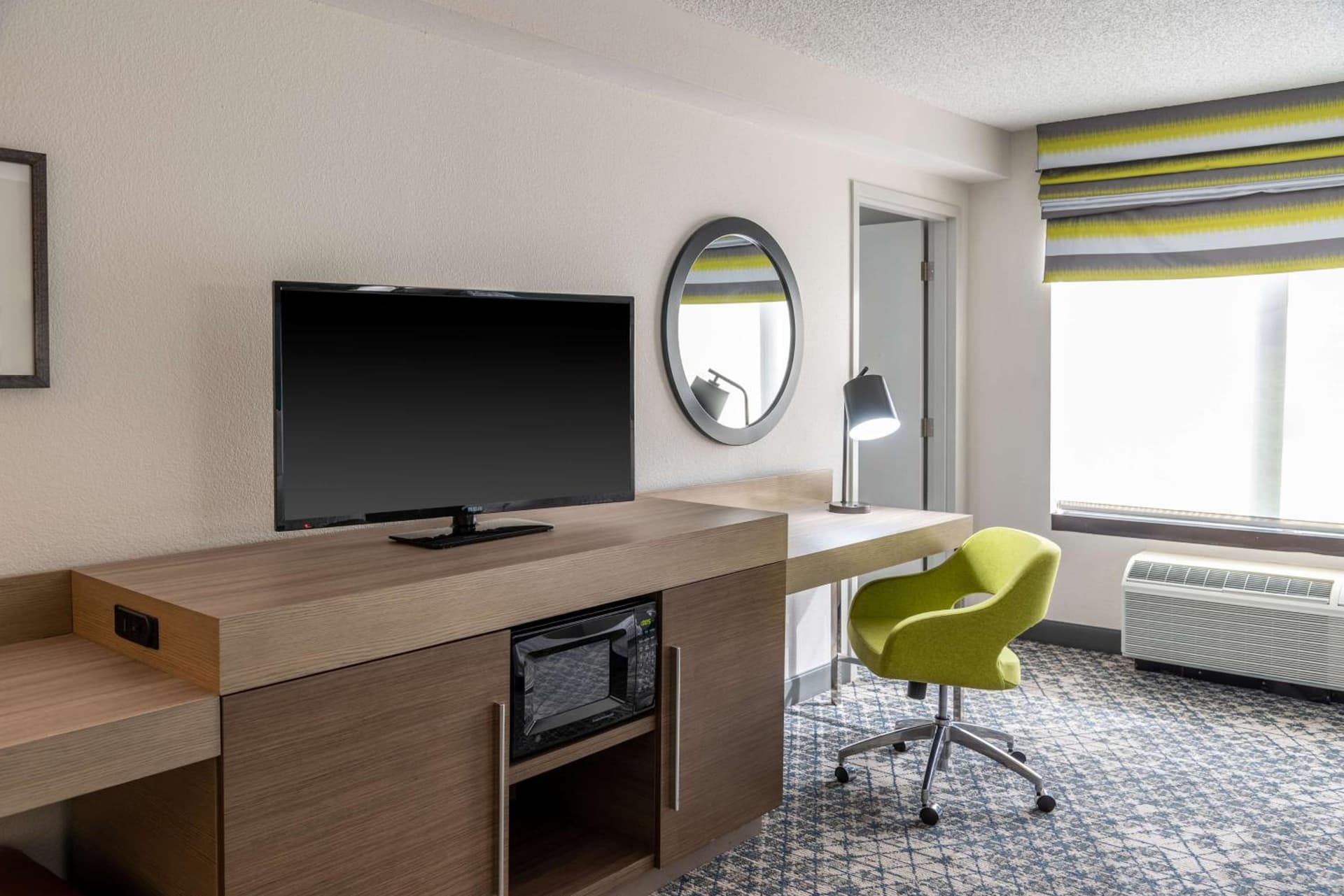 Hampton Inn Kansas City-Lee's Summit gallery photo in Lees Summit, MO — image 13