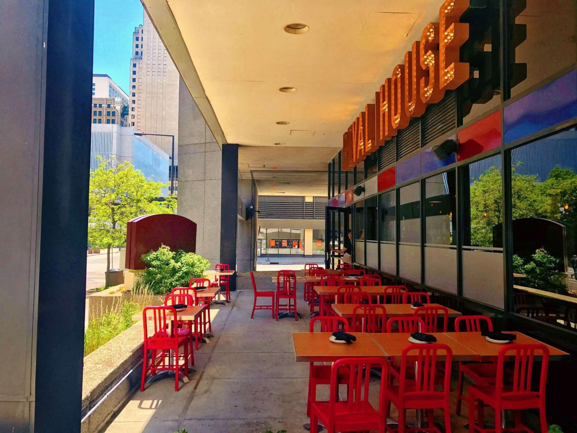 DoubleTree by Hilton St Paul Downtown gallery photo in Saint Paul, MN — image 15