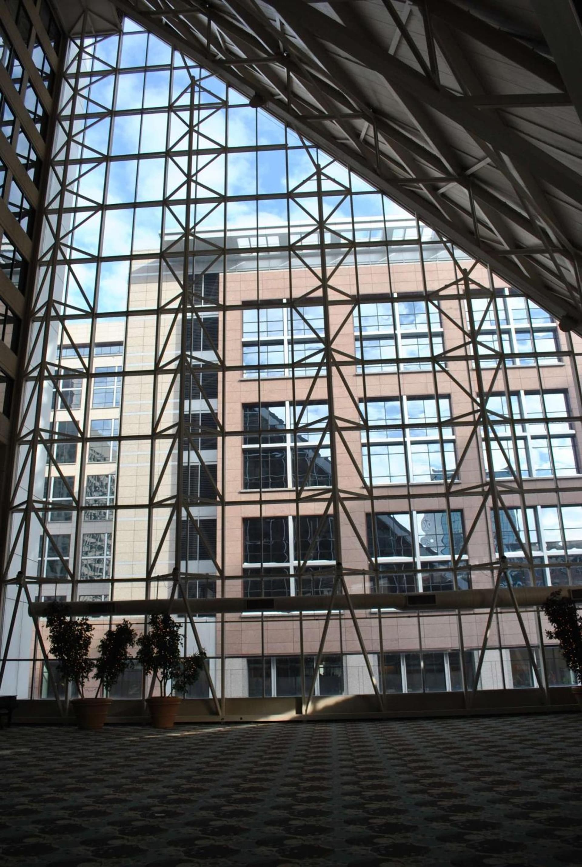 DoubleTree by Hilton St Paul Downtown gallery photo in Saint Paul, MN — image 25