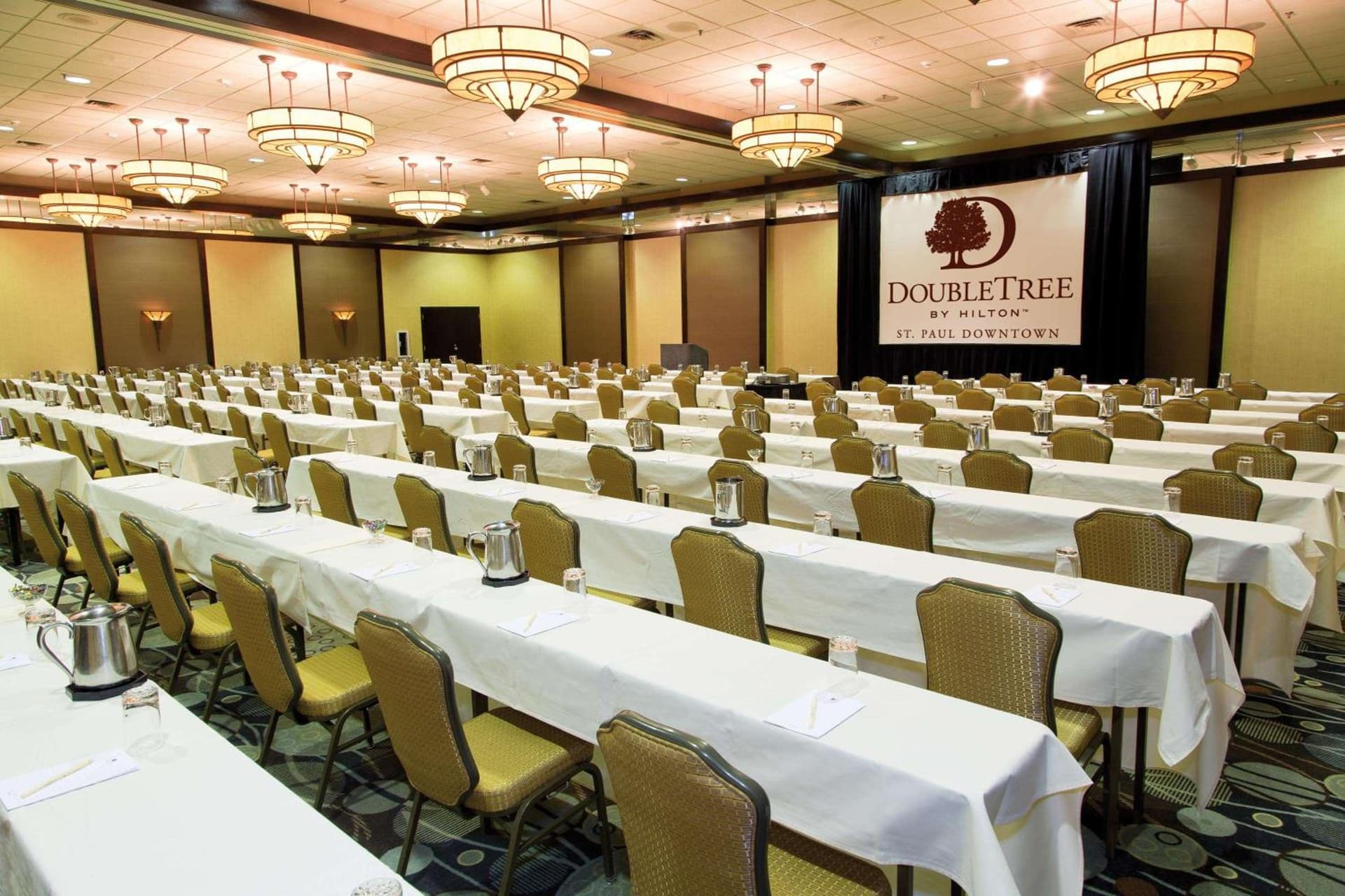 DoubleTree by Hilton St Paul Downtown gallery photo in Saint Paul, MN — image 26