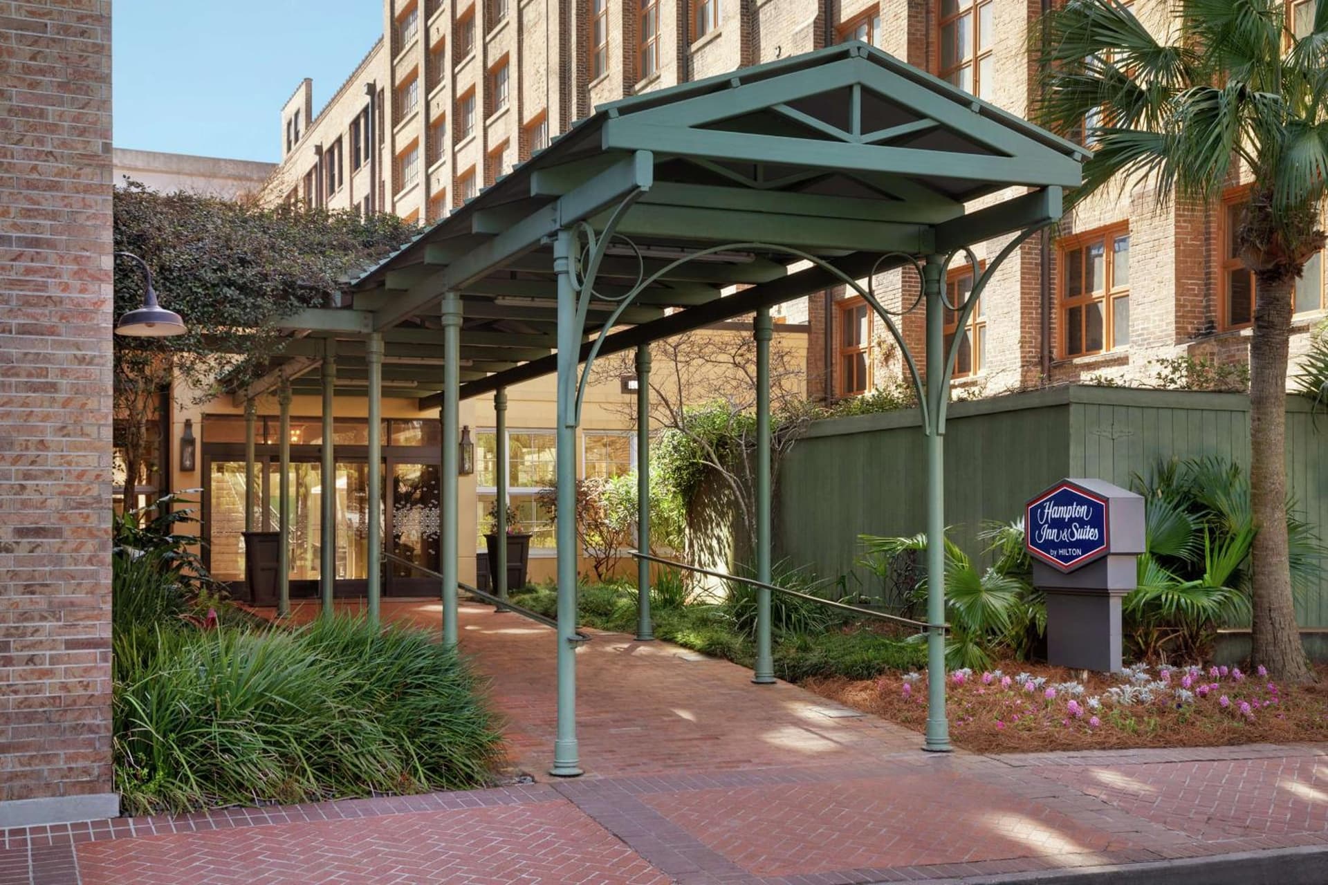 Hampton Inn and Suites New Orleans Convention Center property views in New Orleans, LA — gallery photo 3