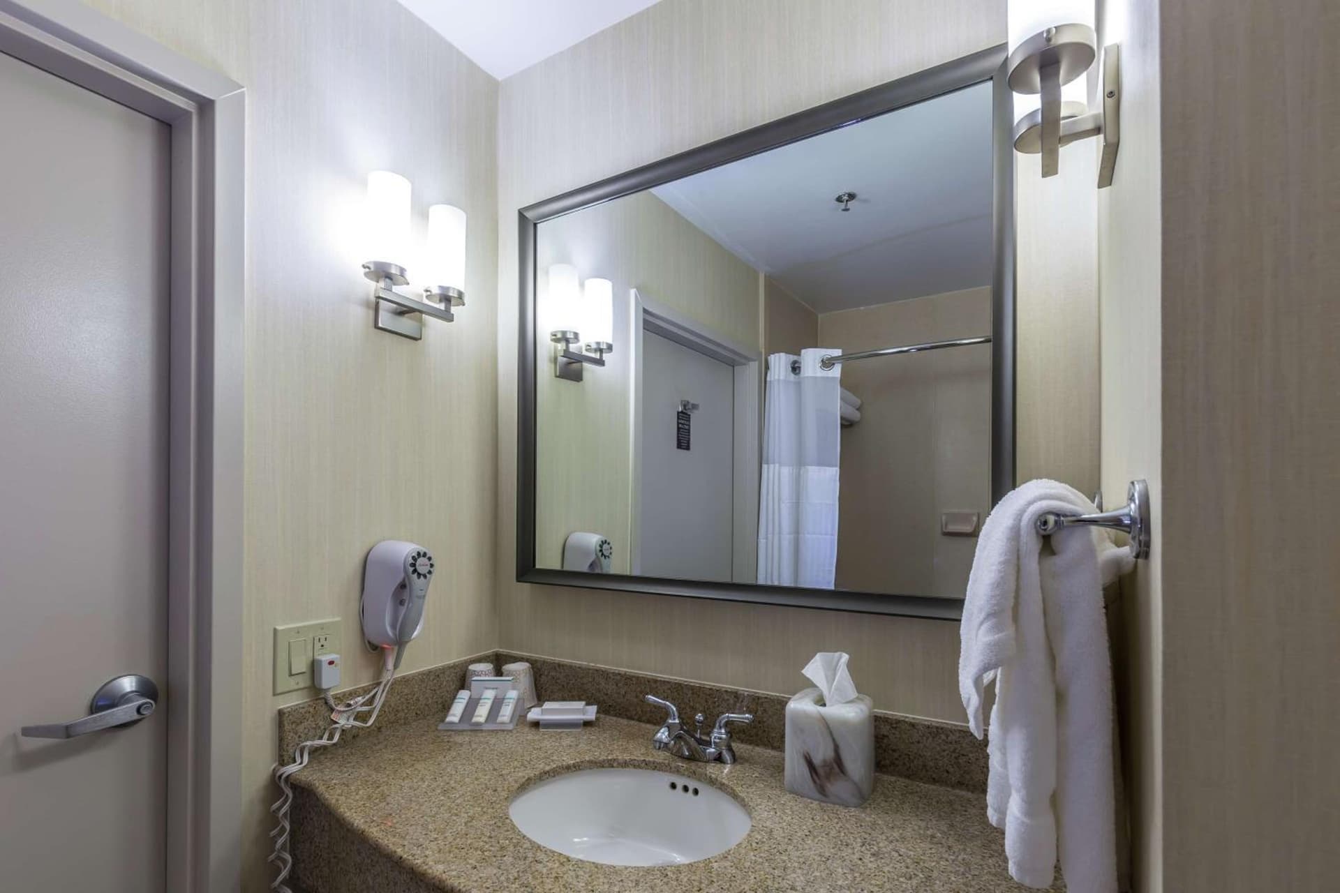 Hilton Garden Inn Fairfield gallery photo in Fairfield, CA — image 21