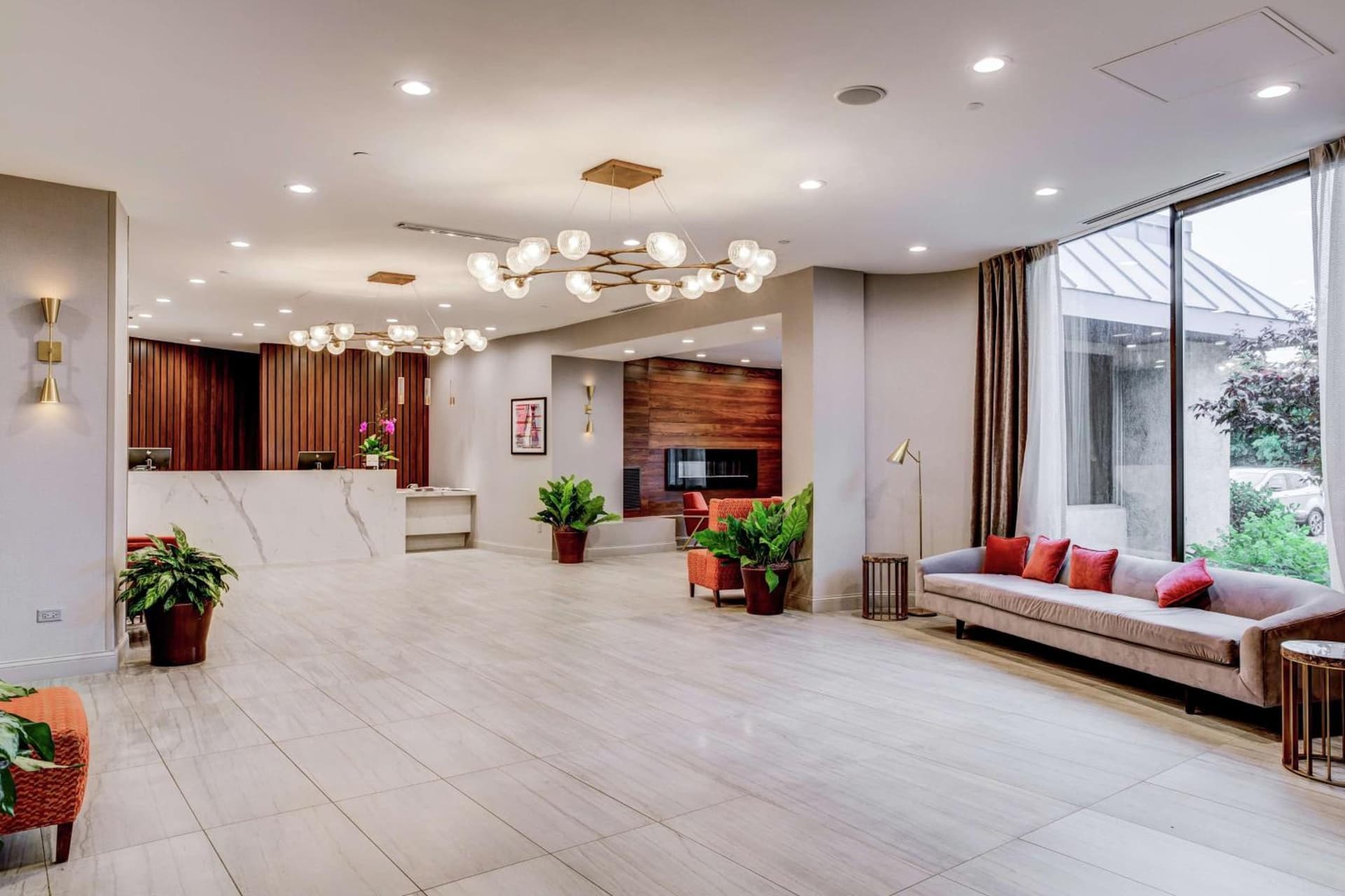 Hilton Chicago/Oak Lawn interior in Chicago, IL — gallery photo 2