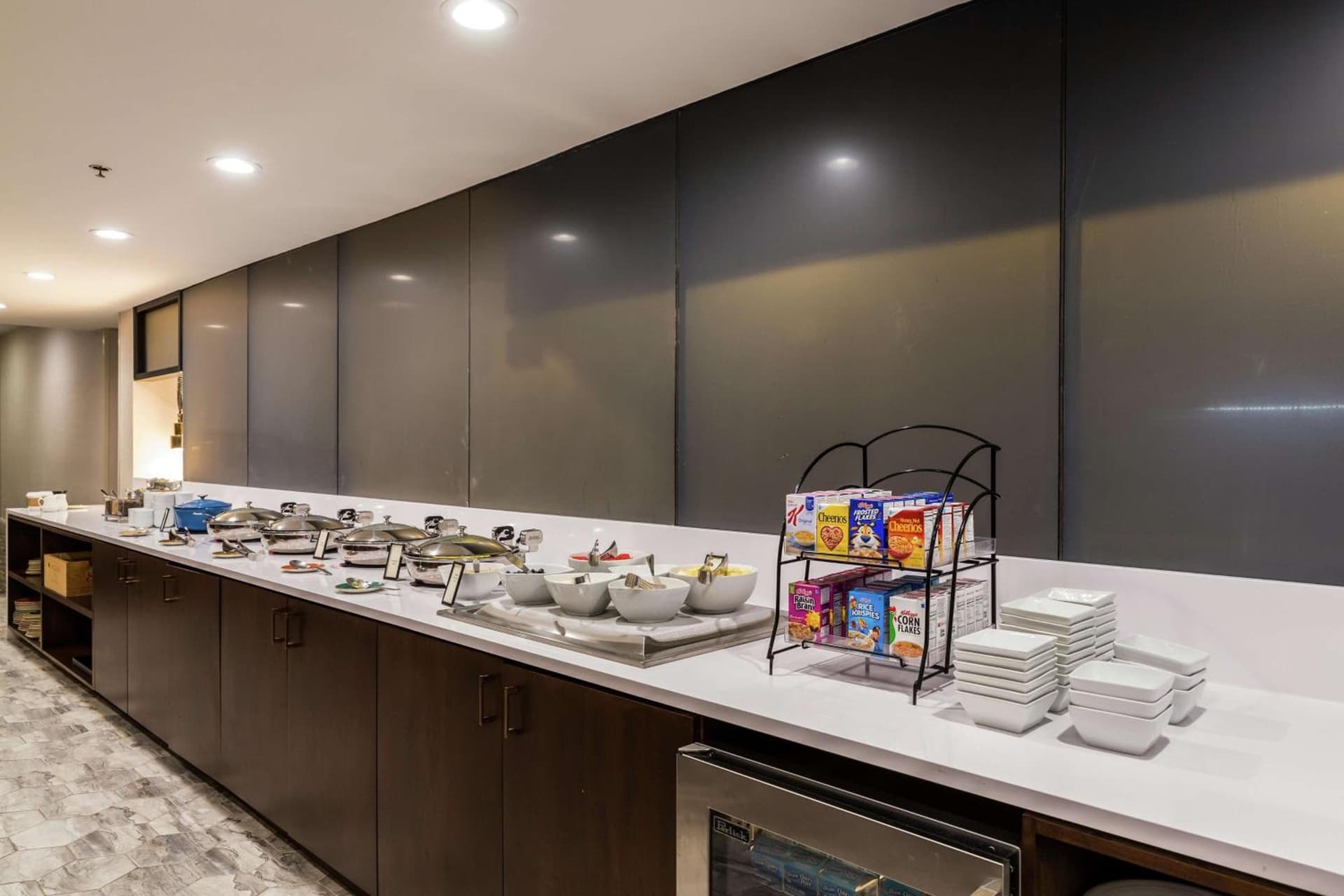 Hilton Chicago/Oak Lawn gallery photo in Chicago, IL — image 7