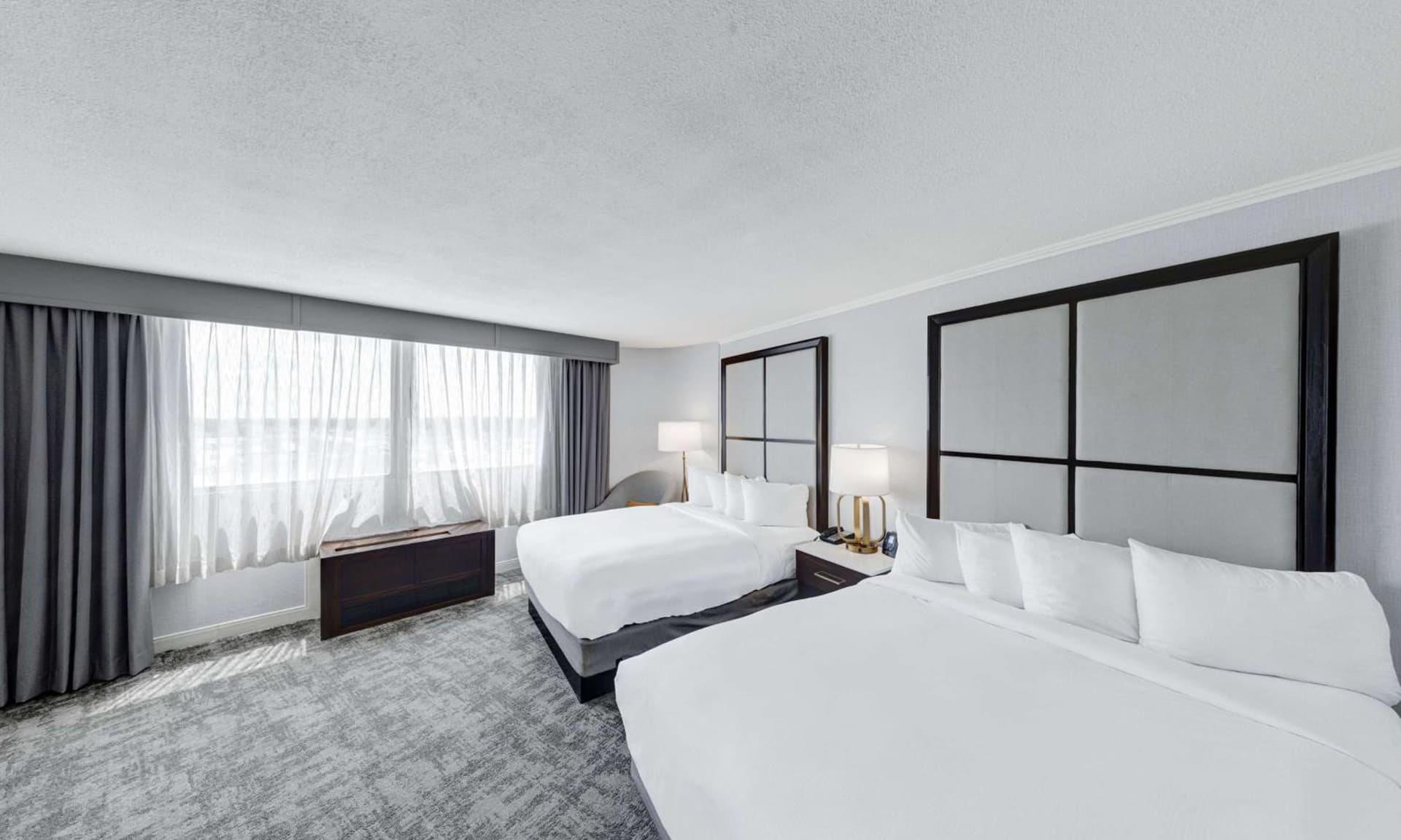 Hilton Chicago/Oak Lawn gallery photo in Chicago, IL — image 21
