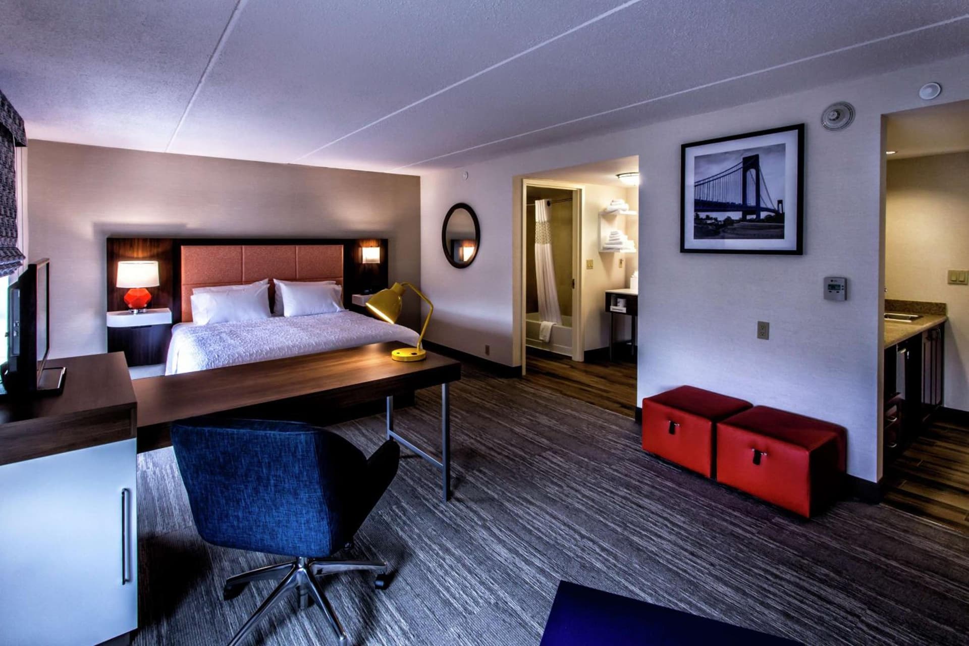 Hampton Inn & Suites Staten Island gallery photo in Staten Island, NY — image 31