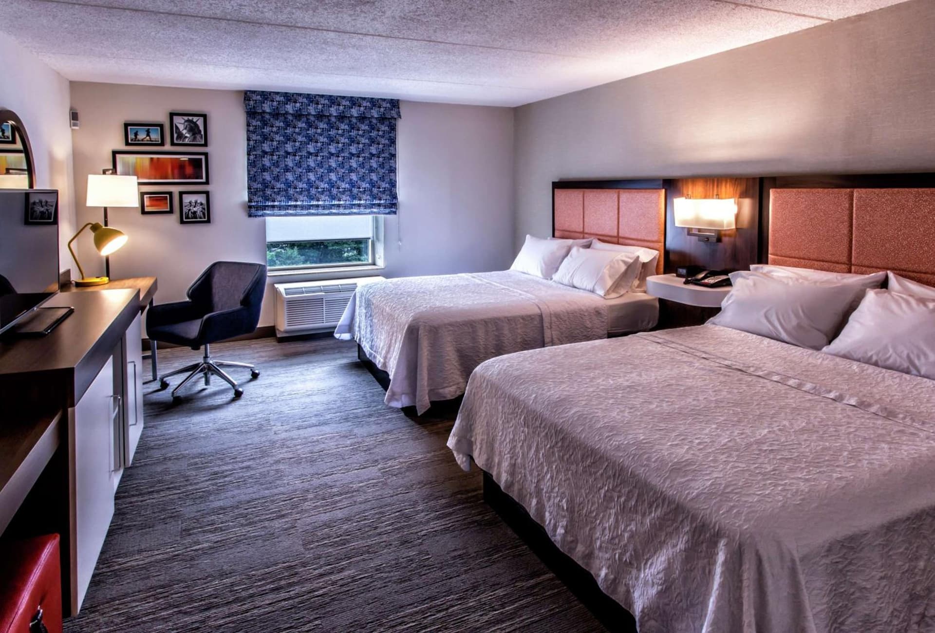 Hampton Inn & Suites Staten Island gallery photo in Staten Island, NY — image 43