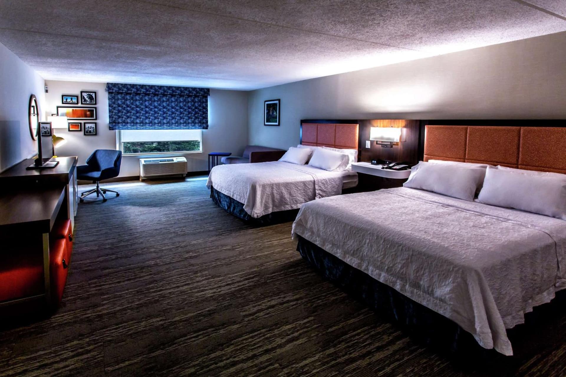 Hampton Inn & Suites Staten Island gallery photo in Staten Island, NY — image 8