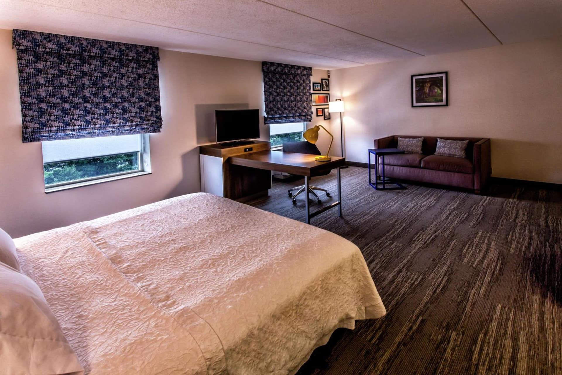 Hampton Inn & Suites Staten Island gallery photo in Staten Island, NY — image 23