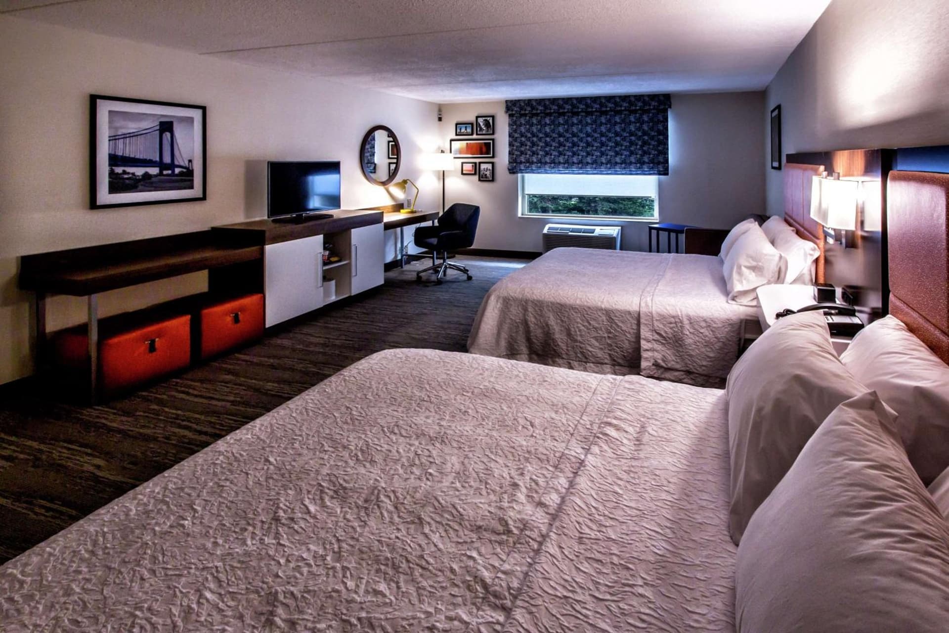 Hampton Inn & Suites Staten Island gallery photo in Staten Island, NY — image 41