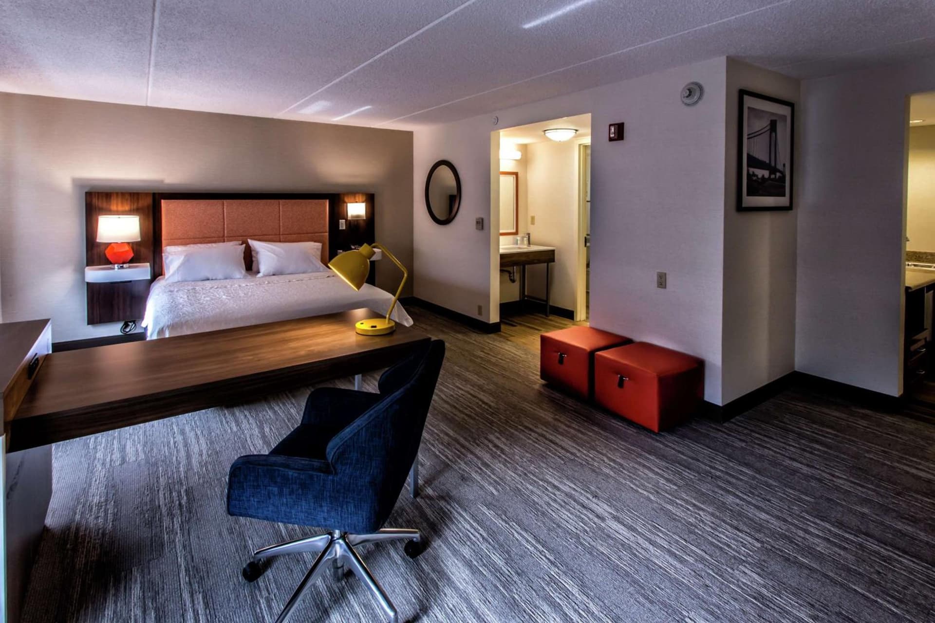 Hampton Inn & Suites Staten Island gallery photo in Staten Island, NY — image 46