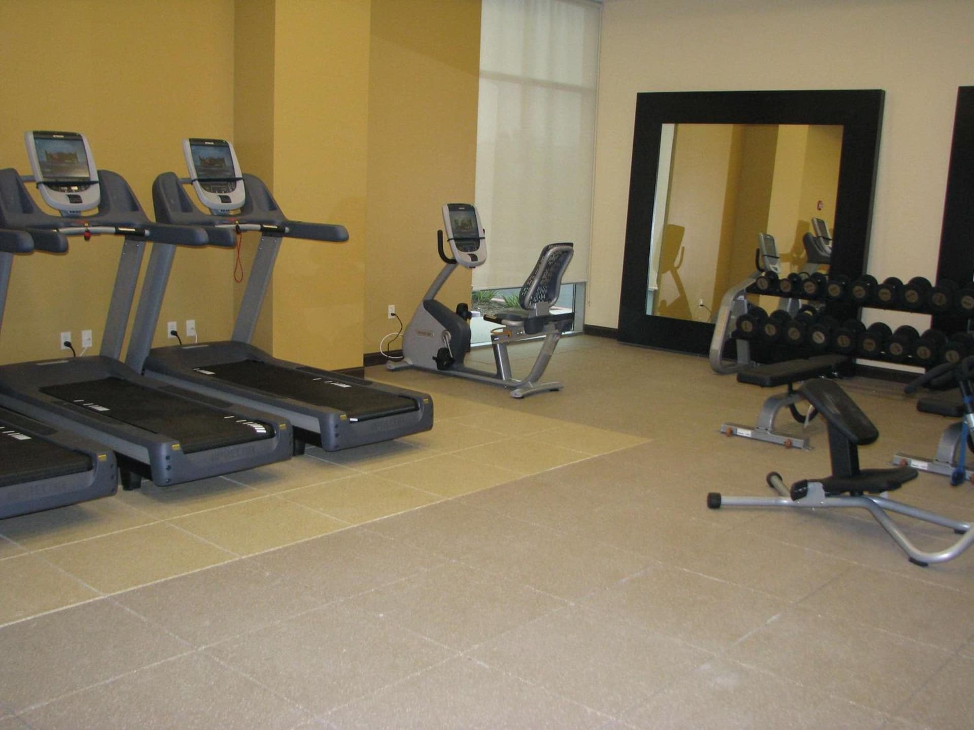 Embassy Suites Ontario - Airport gallery photo in Ontario, CA — image 13