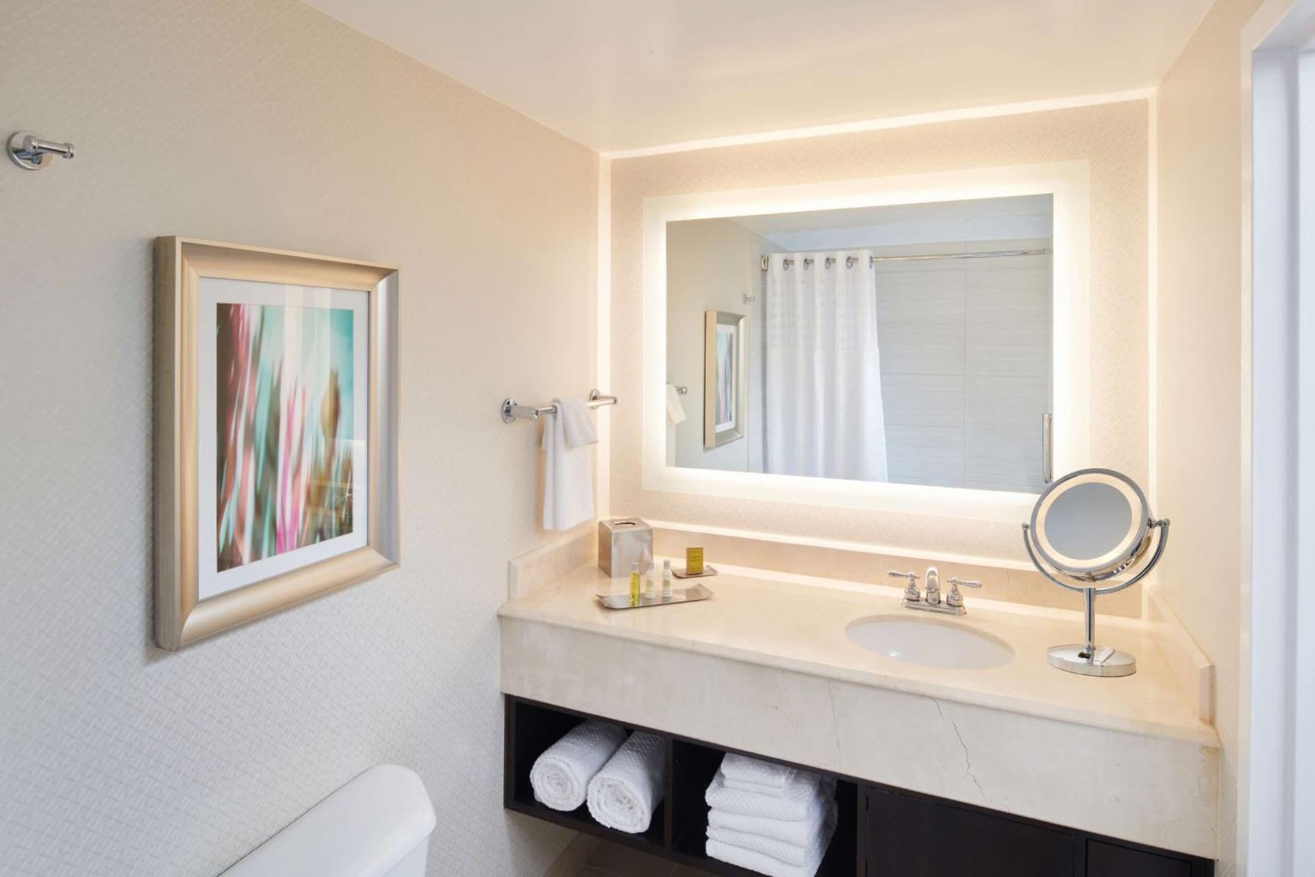DoubleTree by Hilton Irvine Spectrum gallery photo in Irvine, CA — image 6