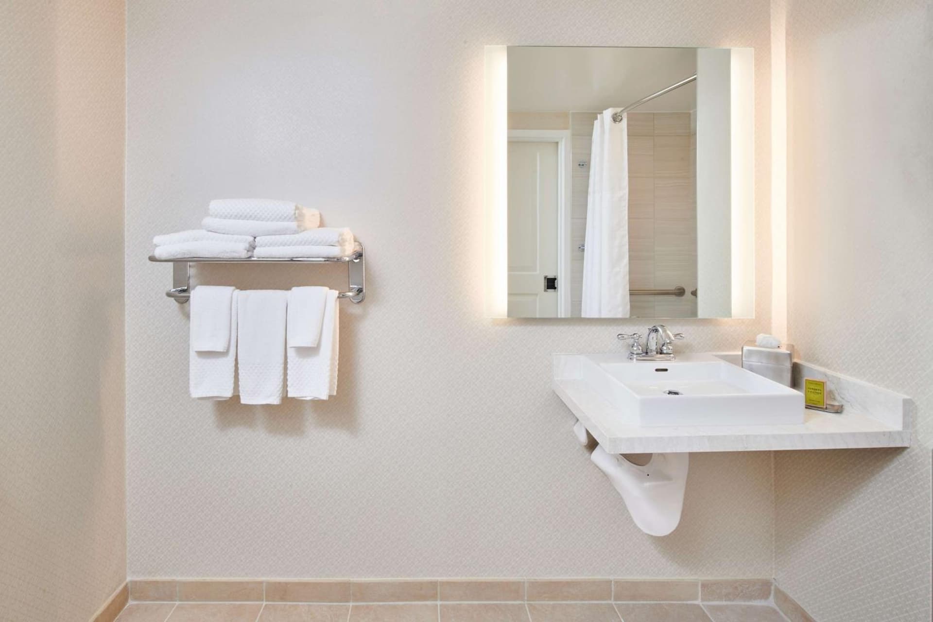 DoubleTree by Hilton Irvine Spectrum gallery photo in Irvine, CA — image 30