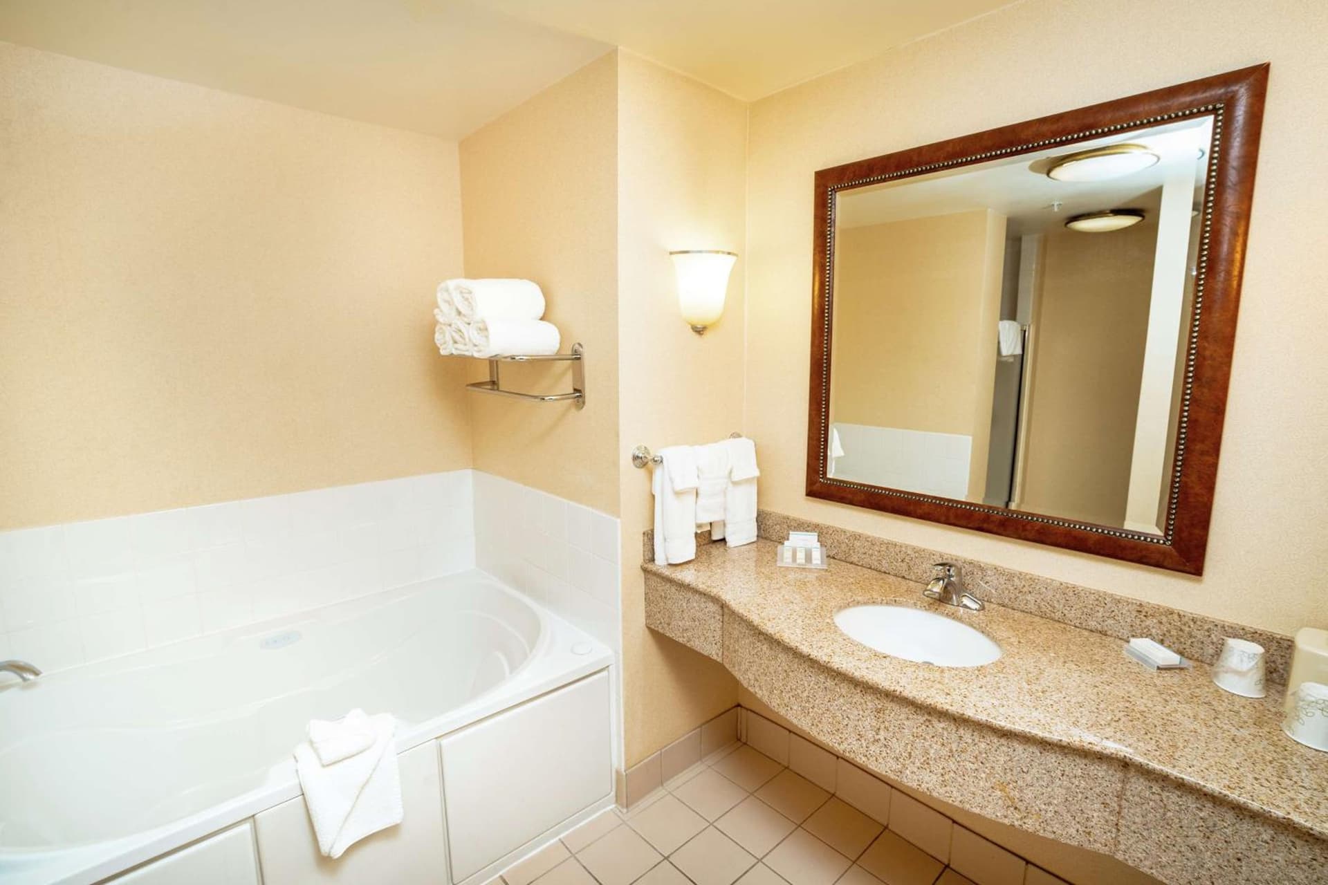 Hilton Garden Inn Ontario Rancho Cucamonga gallery photo in Rancho Cucamonga, CA — image 52